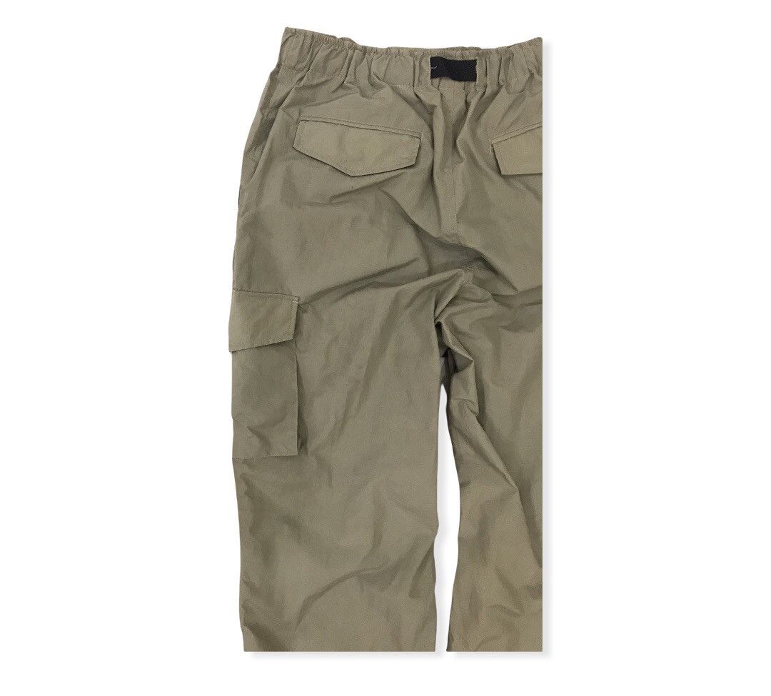 Uniqlo Japanese Brand Uniqlo Hiking Track Cargo Pants Size US 27 - 12 Thumbnail