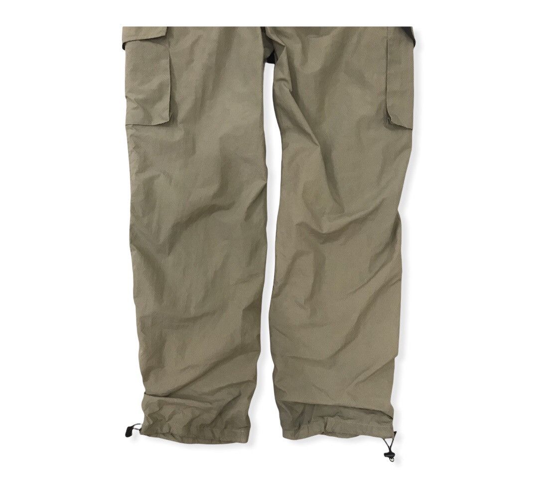 Uniqlo Japanese Brand Uniqlo Hiking Track Cargo Pants Size US 27 - 11 Thumbnail