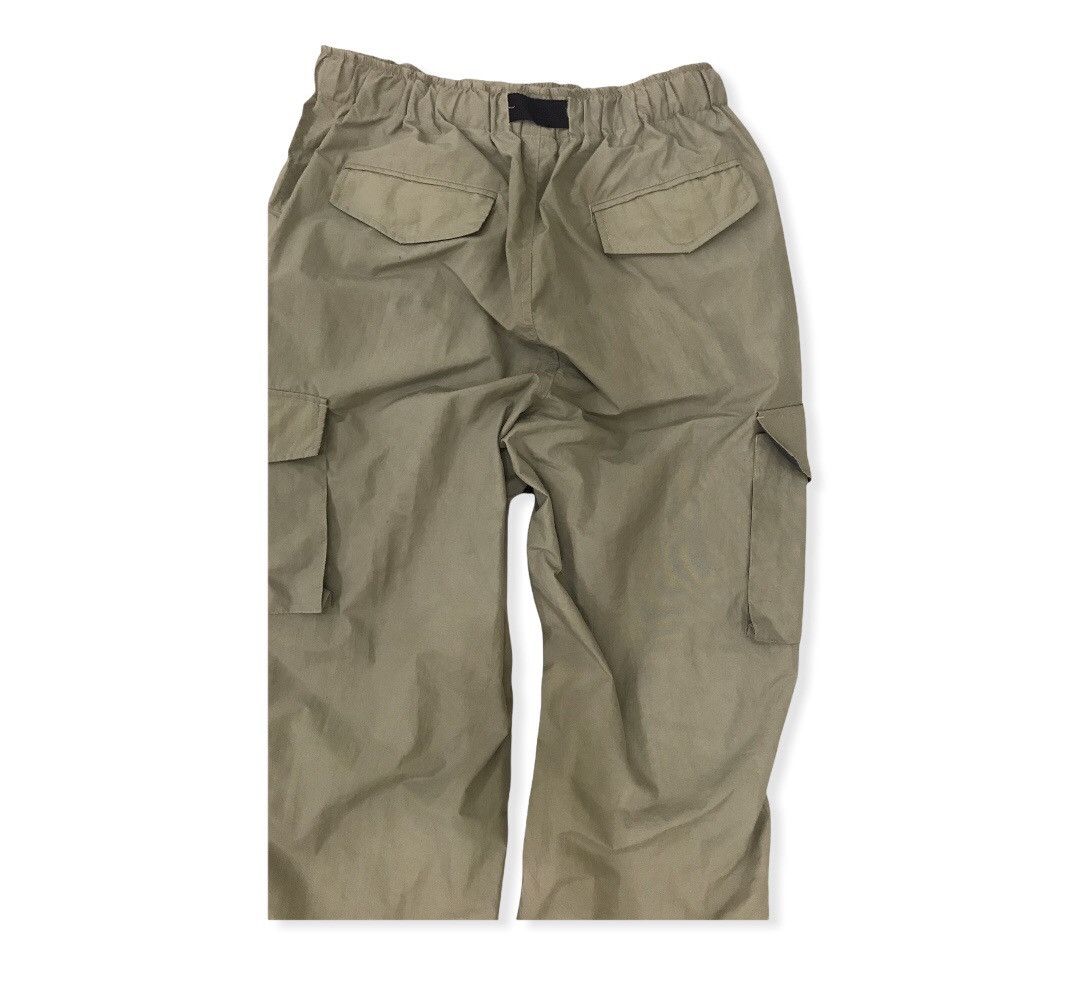 Uniqlo Japanese Brand Uniqlo Hiking Track Cargo Pants Size US 27 - 13 Thumbnail