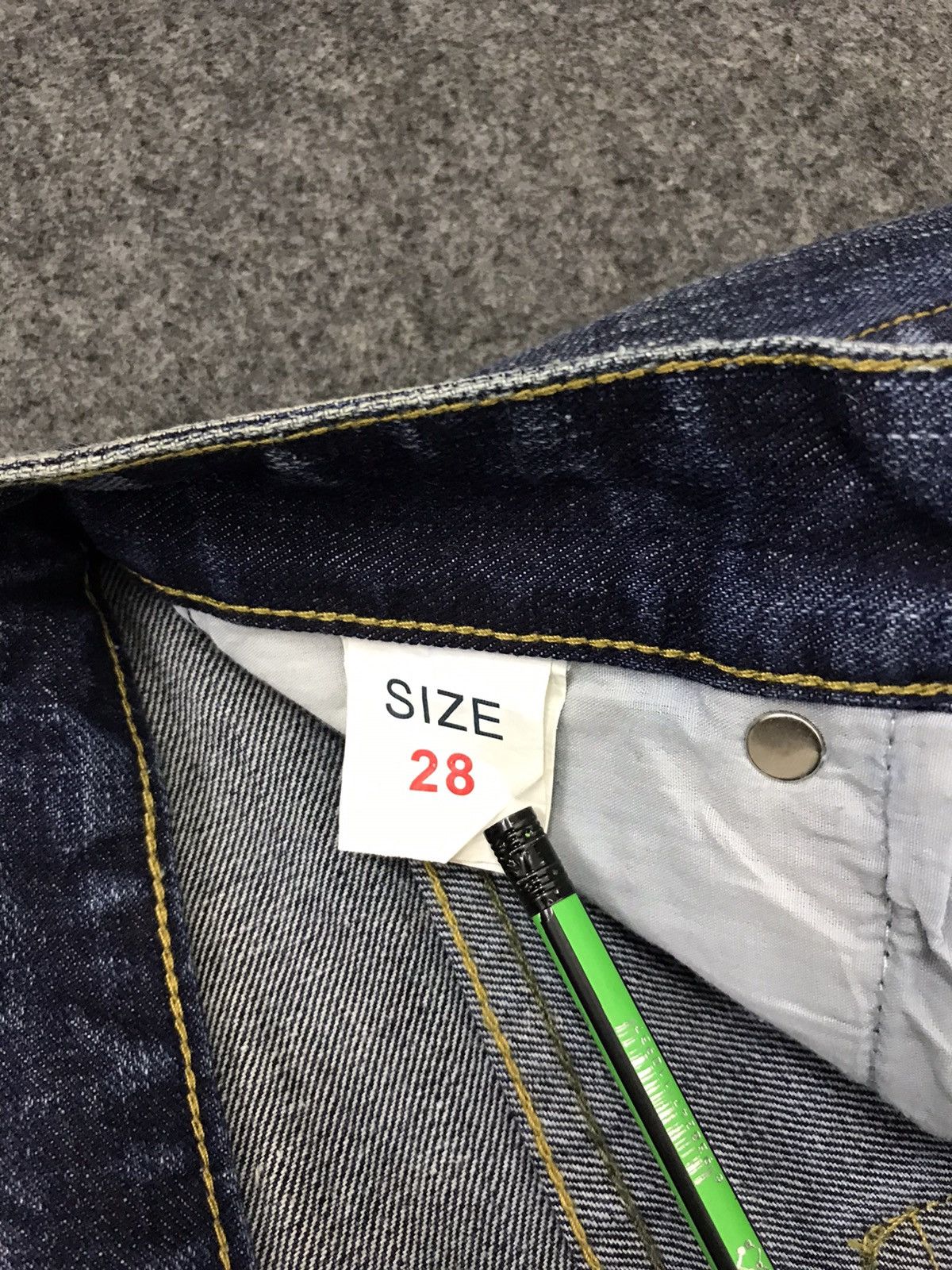 Lee 90s Lee Raider Distresed Denim Jeans Indigo Straight Leg Size US 28 / EU 44 - 6 Thumbnail