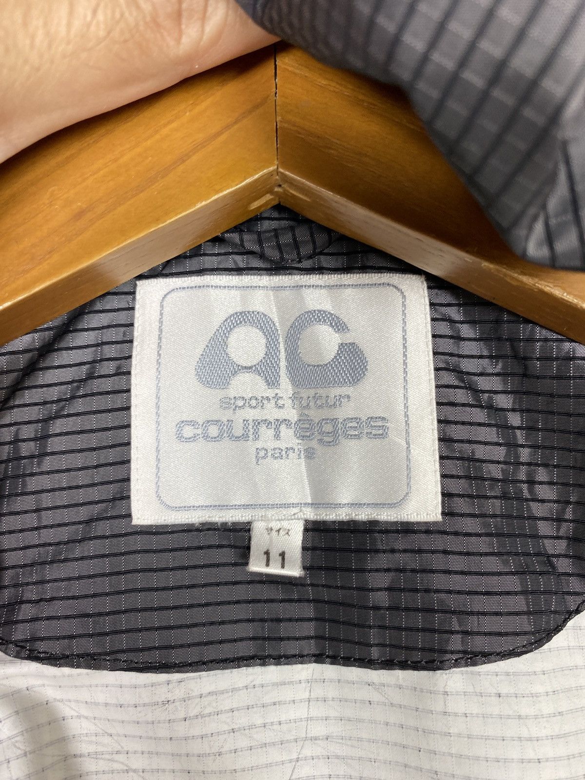 Courreges Rare‼️ Courreges Sport Futur Paris Rain Sweater (Women Size) Size L / US 10 / IT 46 - 4 Thumbnail