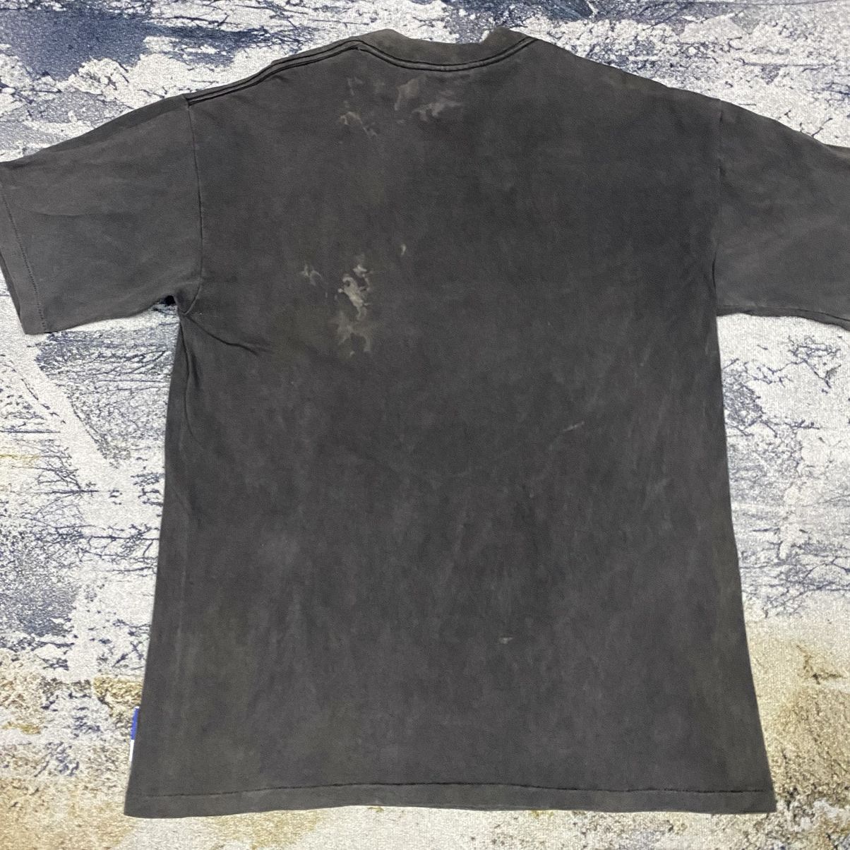 NBA × Nutmeg × Vintage Vintage 90s NBA Chichago Bulls Nutmeg Mills Faded Tees Size US L / EU 52-54 / 3 - 12 Thumbnail
