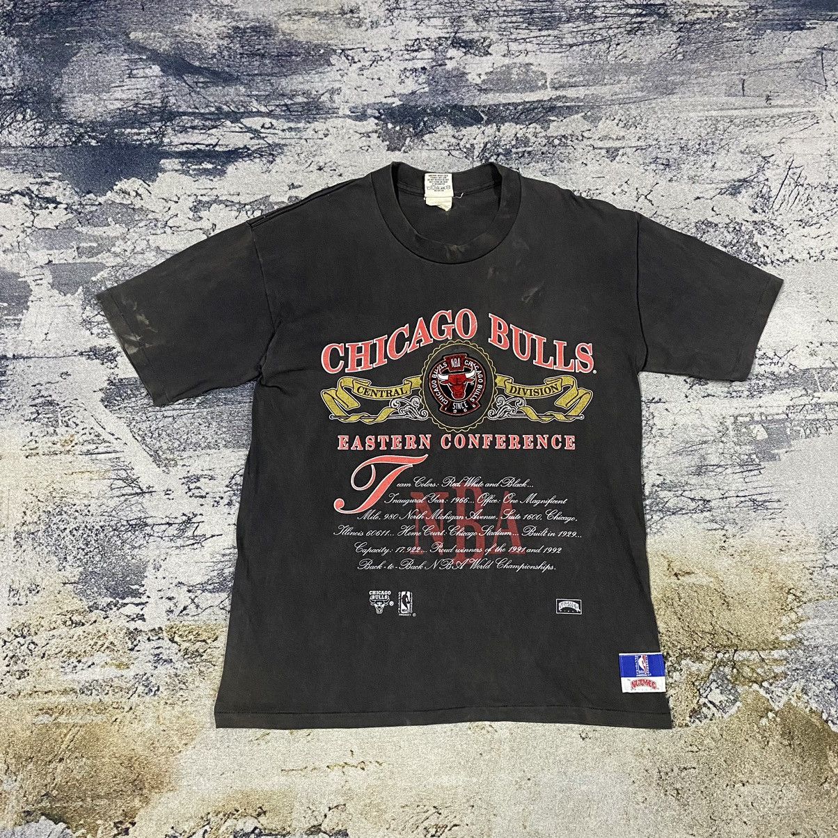 image of Chicago Bulls x NBA Vintage 90's Nba Chichago Bulls Nutmeg Mills Faded Tees in Faded Black (Size La