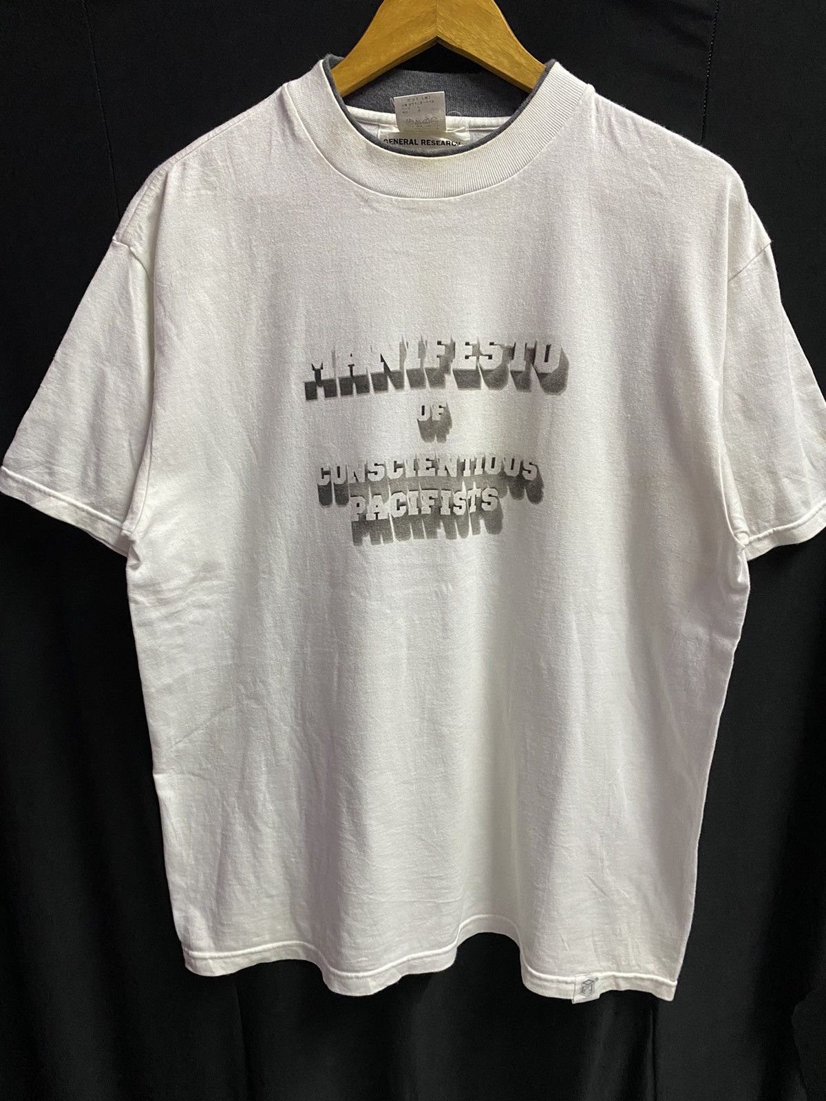 General Research 2000 Manifesto Poem tee Size US L / EU 52-54 / 3 - 2 Thumbnail
