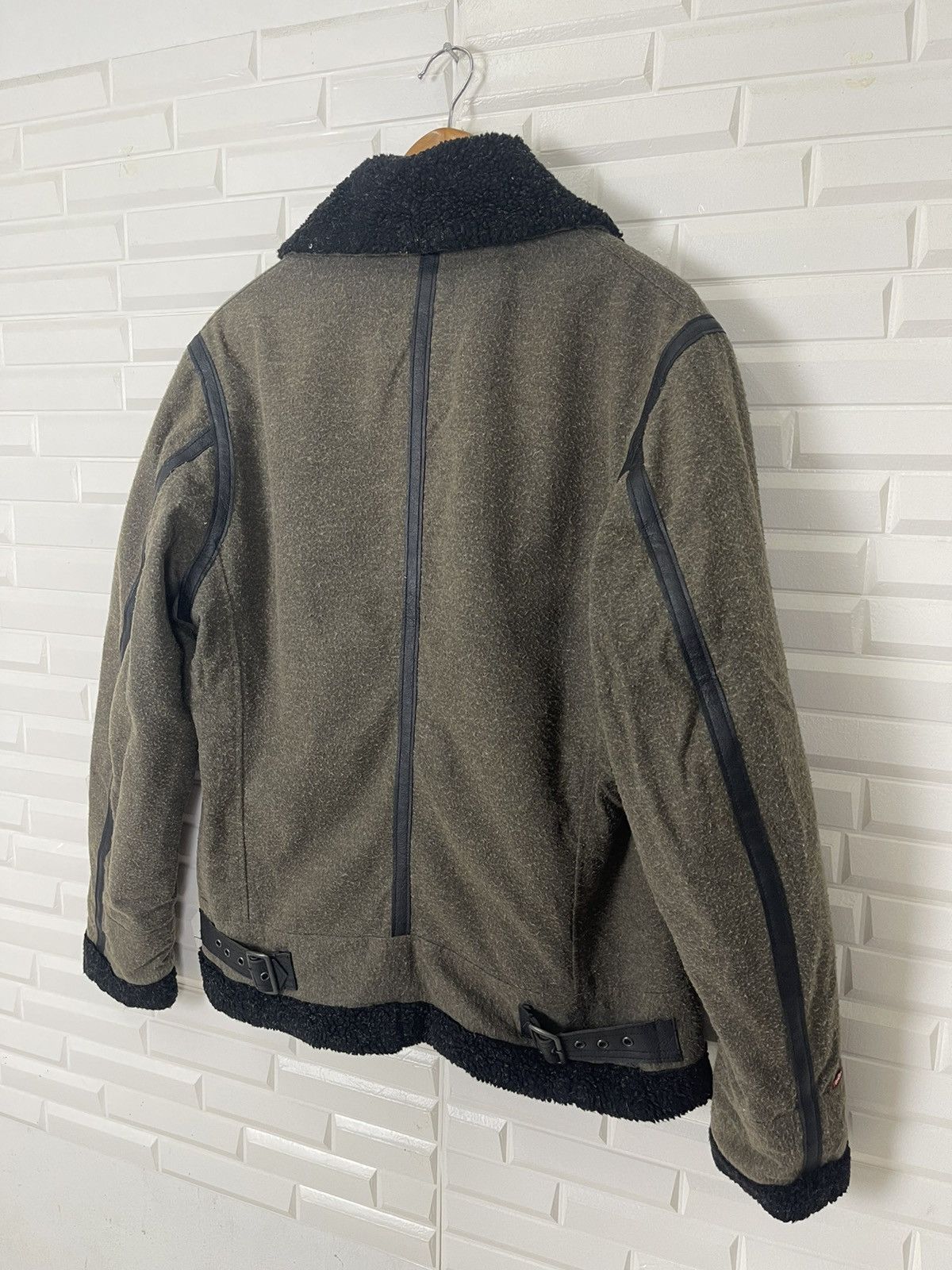 Levi's Turtle Neck LEVI’S Shearling Jacket B-3 Style Wool Size US M / EU 48-50 / 2 - 7 Thumbnail
