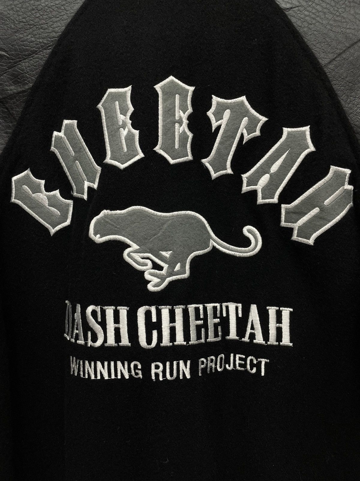 Japanese Brand × Vintage SALE🔥90’s Japanese Brand DASH CHEETAH Wool Varsity Jacket Size US S / EU 44-46 / 1 - 2 Thumbnail