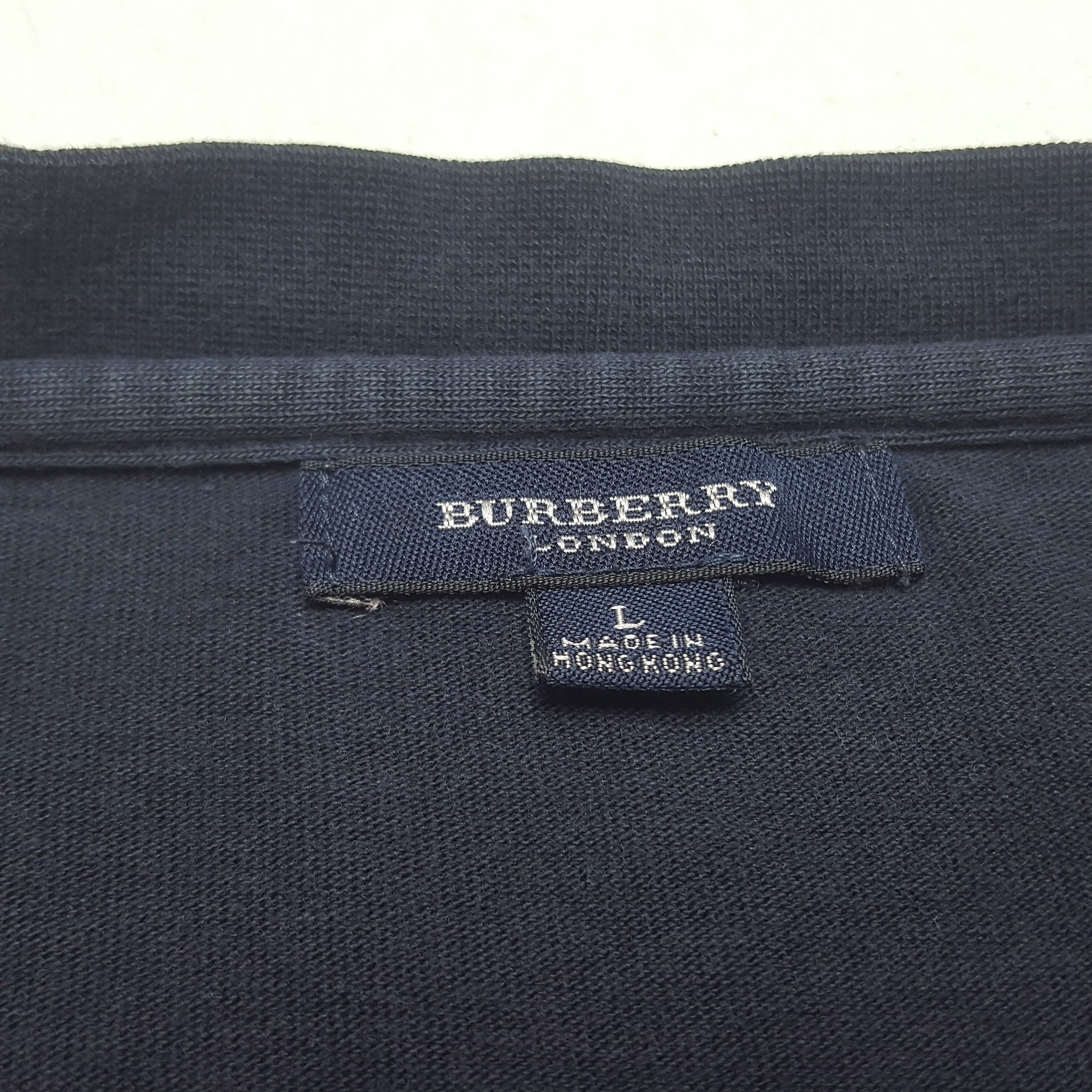 Burberry Vintage Burberry London Nova Check Tshirt Size US L / EU 52-54 / 3 - 4 Thumbnail