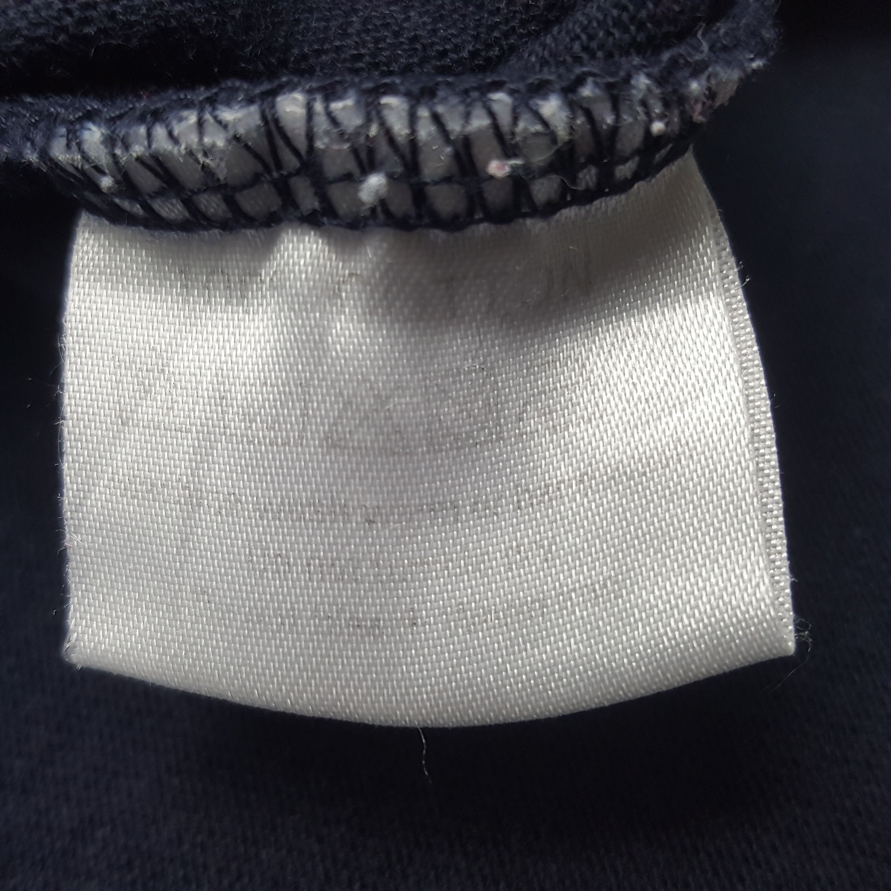 Burberry Vintage Burberry London Nova Check Tshirt Size US L / EU 52-54 / 3 - 6 Thumbnail