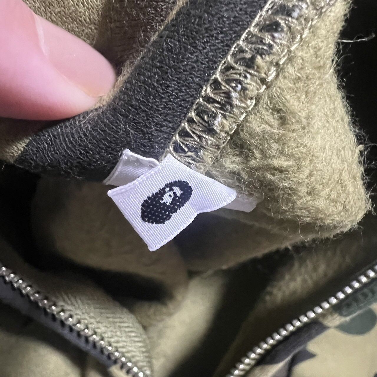 Bape 1st Camo Hoodie Size US L / EU 52-54 / 3 - 5 Thumbnail