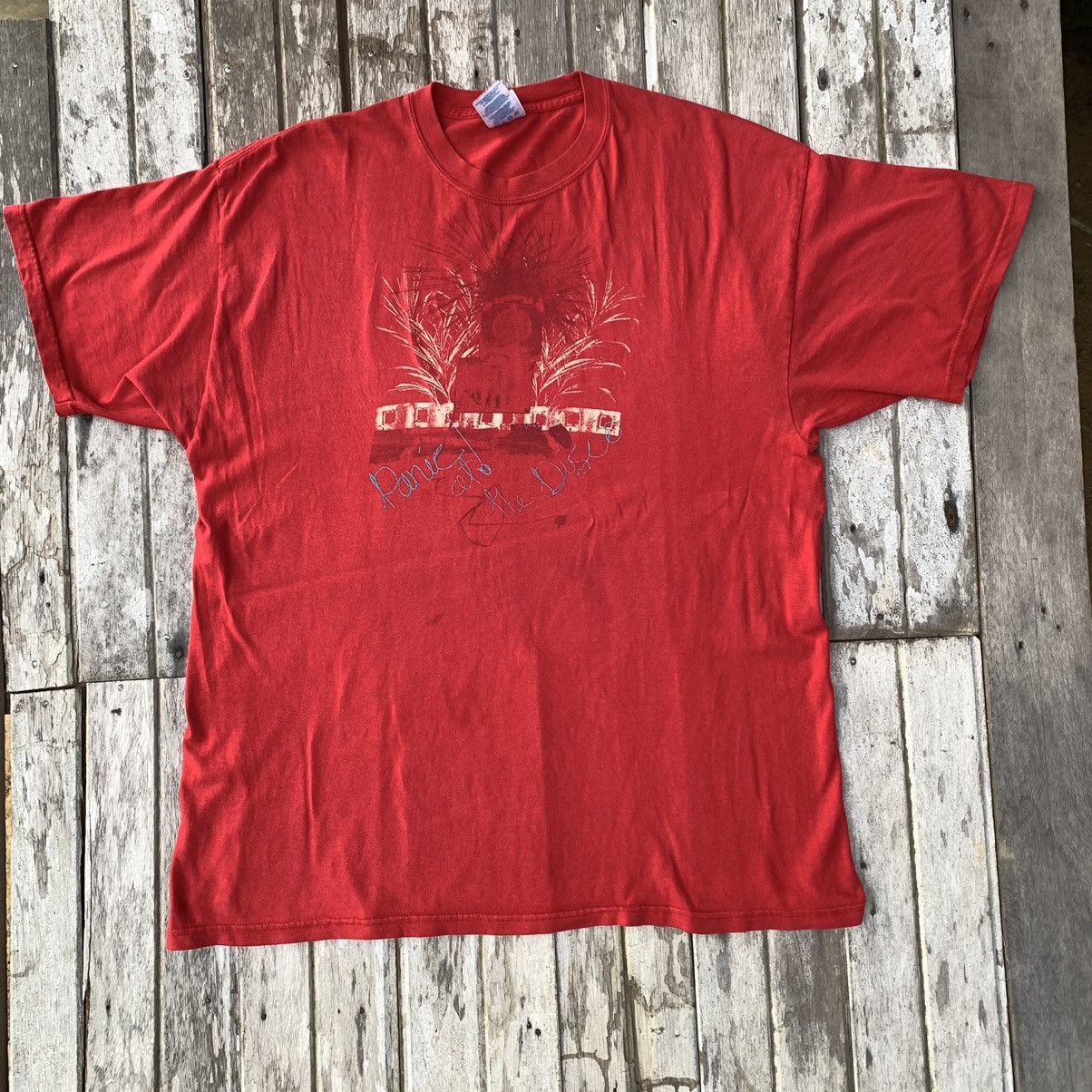 Band Tees Vintage Panic At The Disco Tshirt Size US XL / EU 56 / 4 - 1 Thumbnail