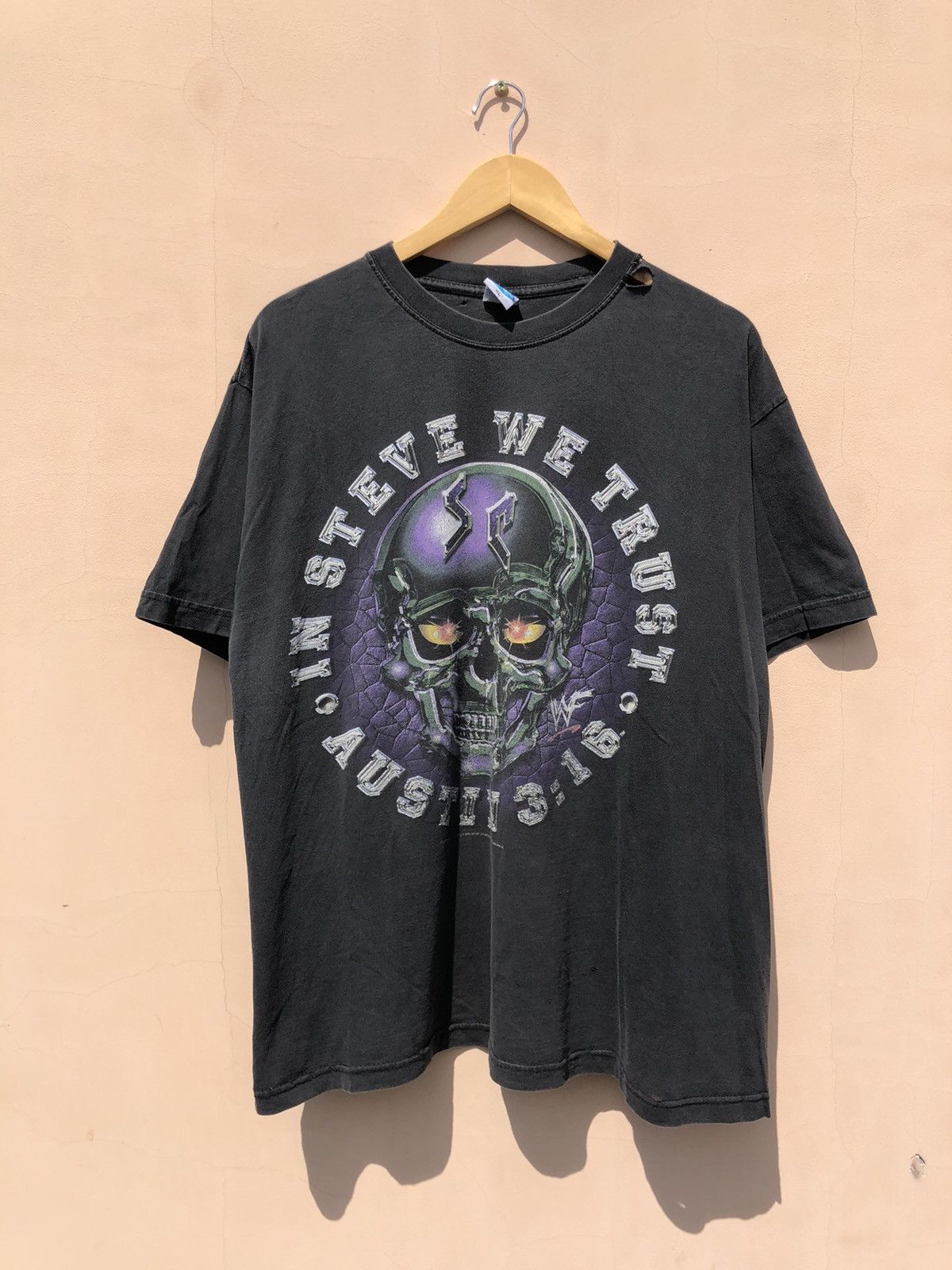 image of Vintage 2000 Stone Cold Austin 3:16 Wwe Tee (John Cena) in Black, Men's (Size Large)