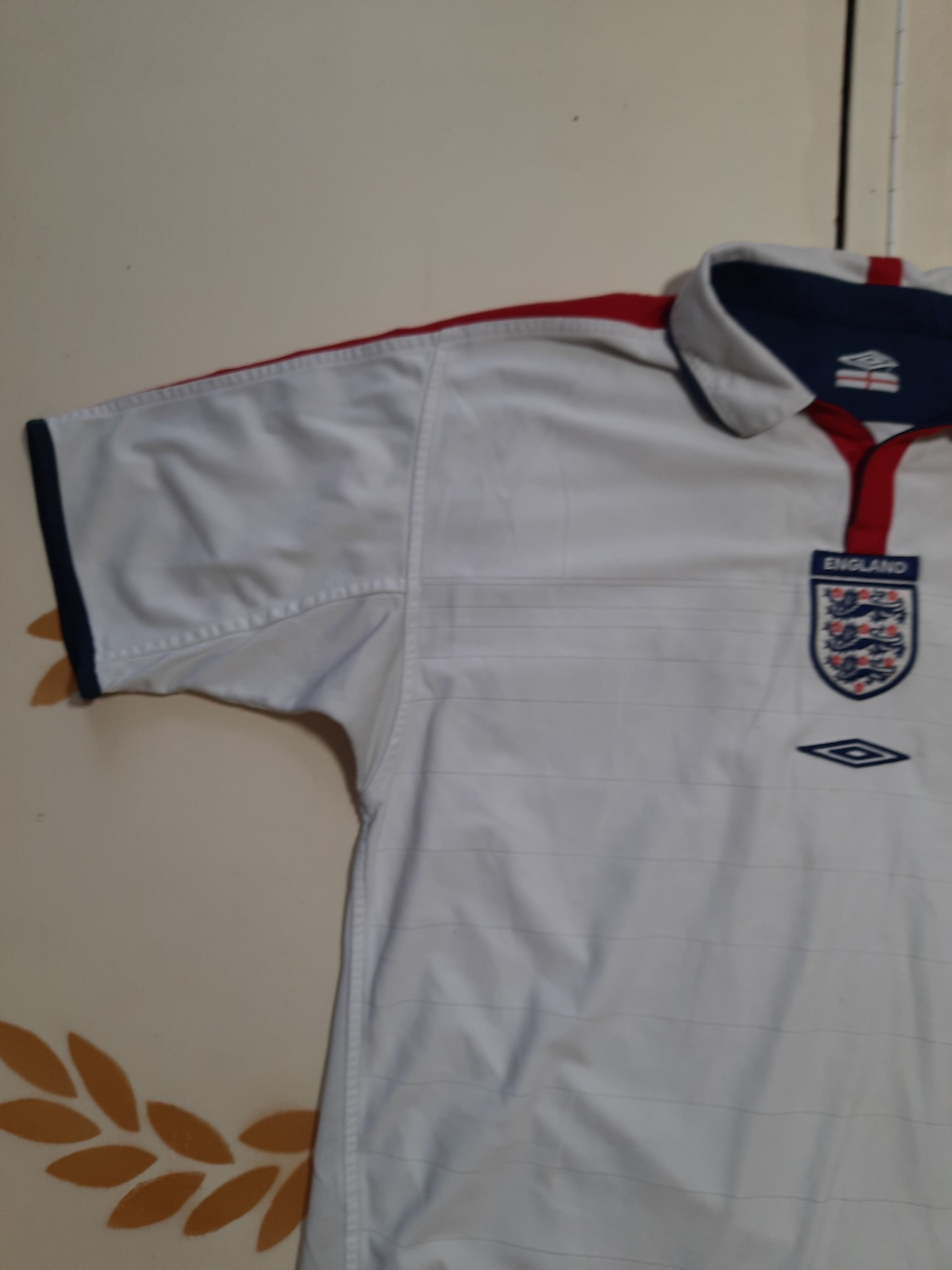 Umbro Umbro England Team 2004 Jersey Size US L / EU 52-54 / 3 - 7 Thumbnail
