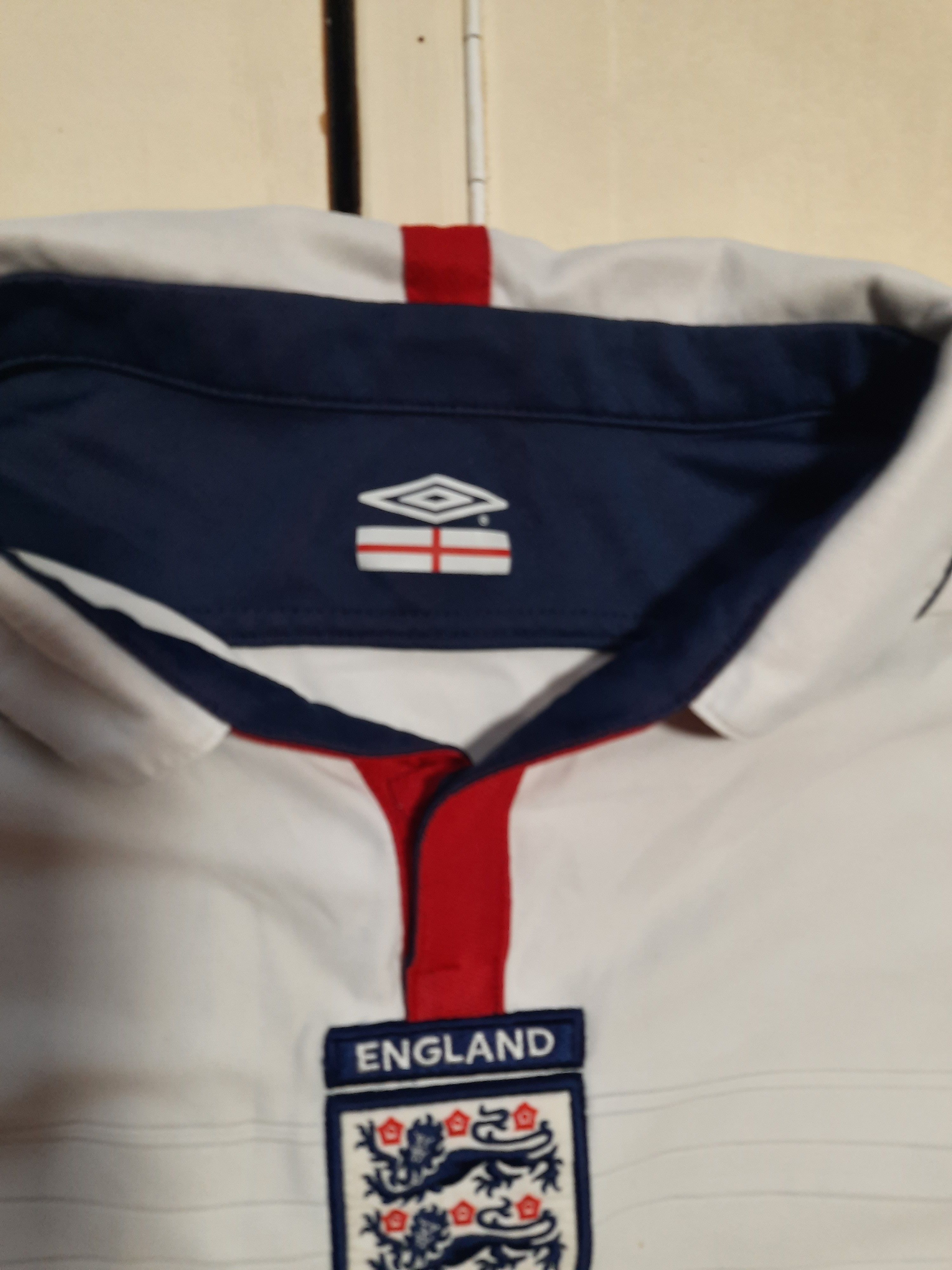 Umbro Umbro England Team 2004 Jersey Size US L / EU 52-54 / 3 - 10 Thumbnail
