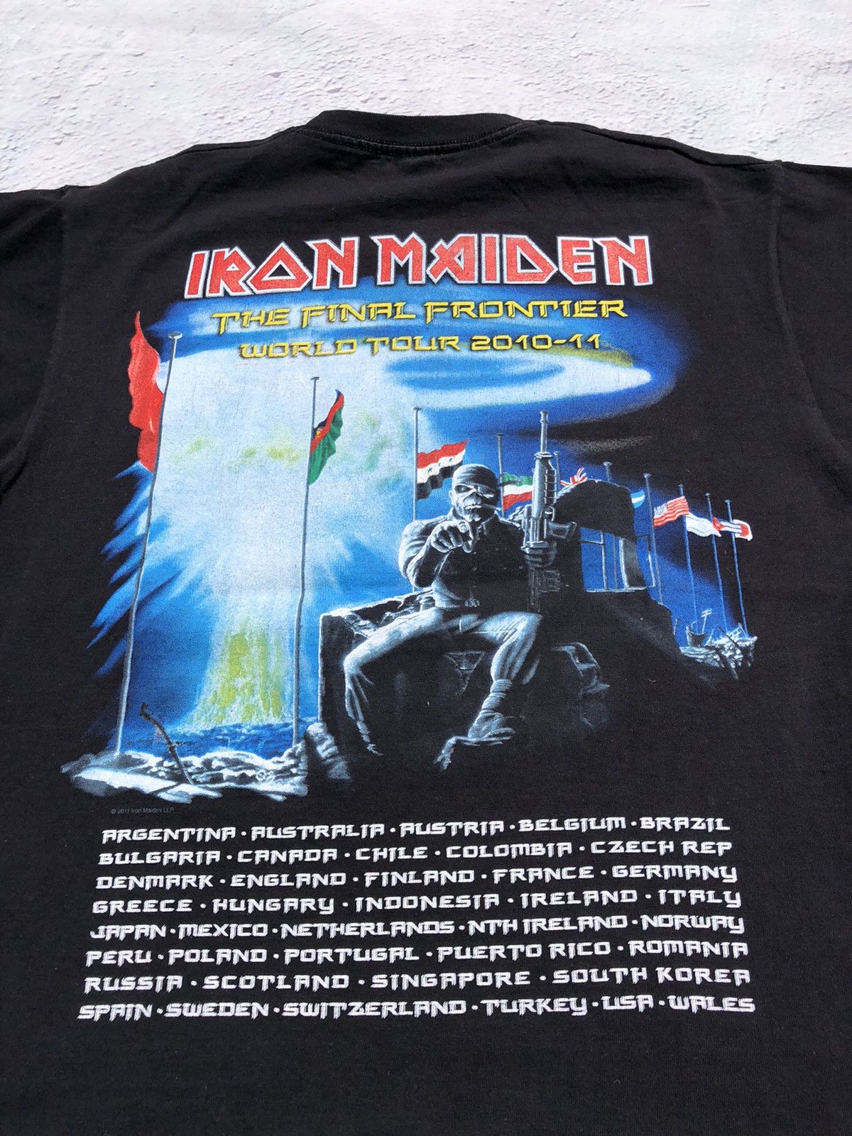 Band Tees Vintage 2011 Iron Maiden Trooper Black Tee (Judas Priest) Size US L / EU 52-54 / 3 - 10 Thumbnail