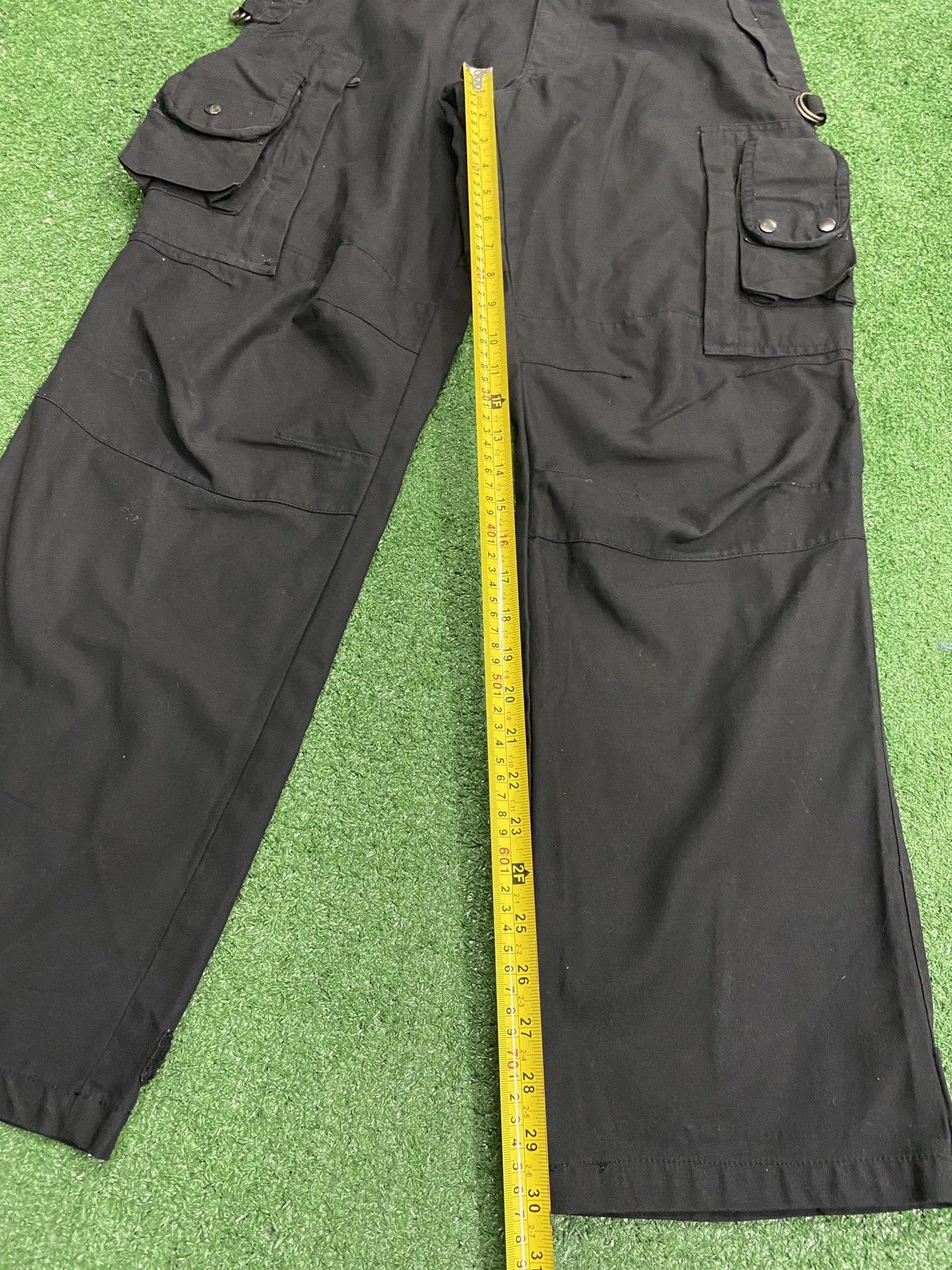 Japanese Brand Japanese Brand Multipockets Cargo Pants Size US 30 / EU 46 - 14 Thumbnail