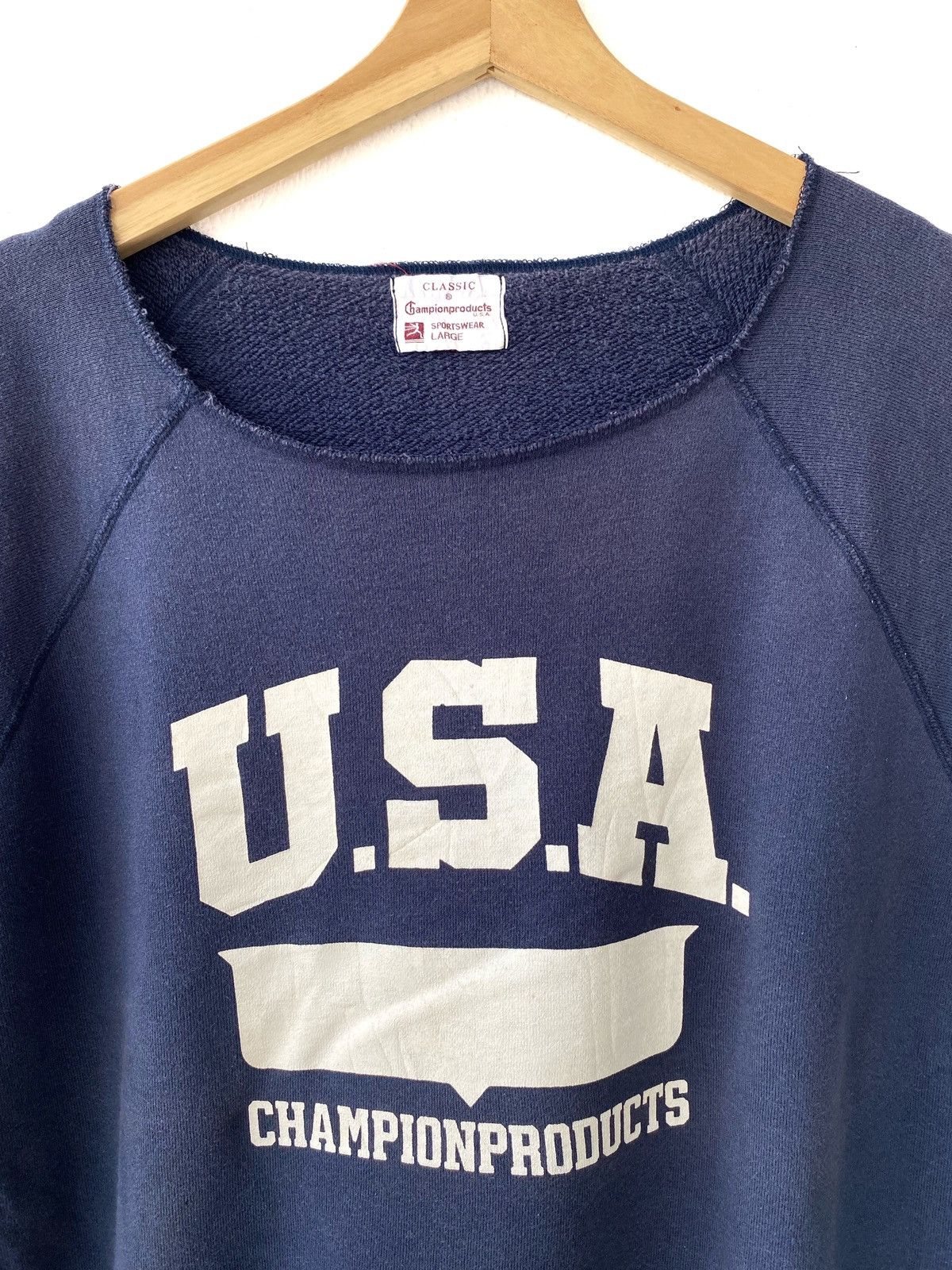 Champion Vintage 80s Champion USA Sportswear Shortsleeved Size US L / EU 52-54 / 3 - 4 Thumbnail