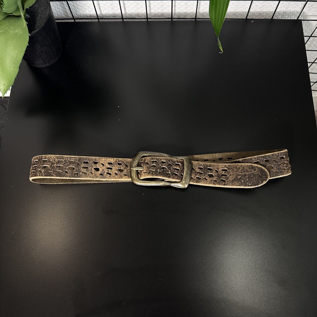 Vintage VINTAGE JAPANESE TRYPOPHOBIA LEATHER BELT Size ONE SIZE - 1 Thumbnail