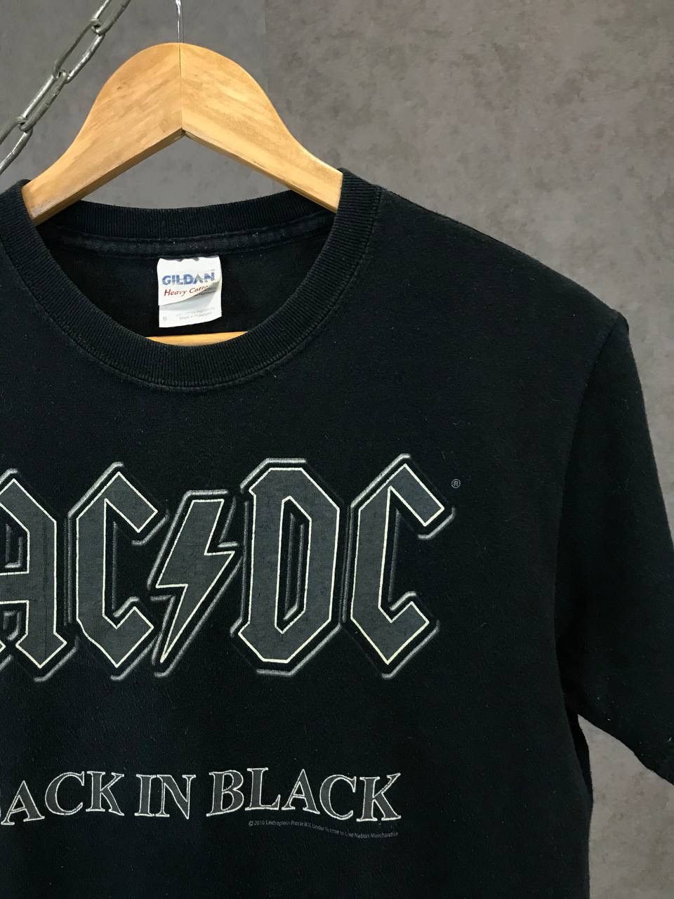 Band Tees AC/DC 2010 vintage vintage rock band tee Size US S / EU 44-46 / 1 - 2 Thumbnail