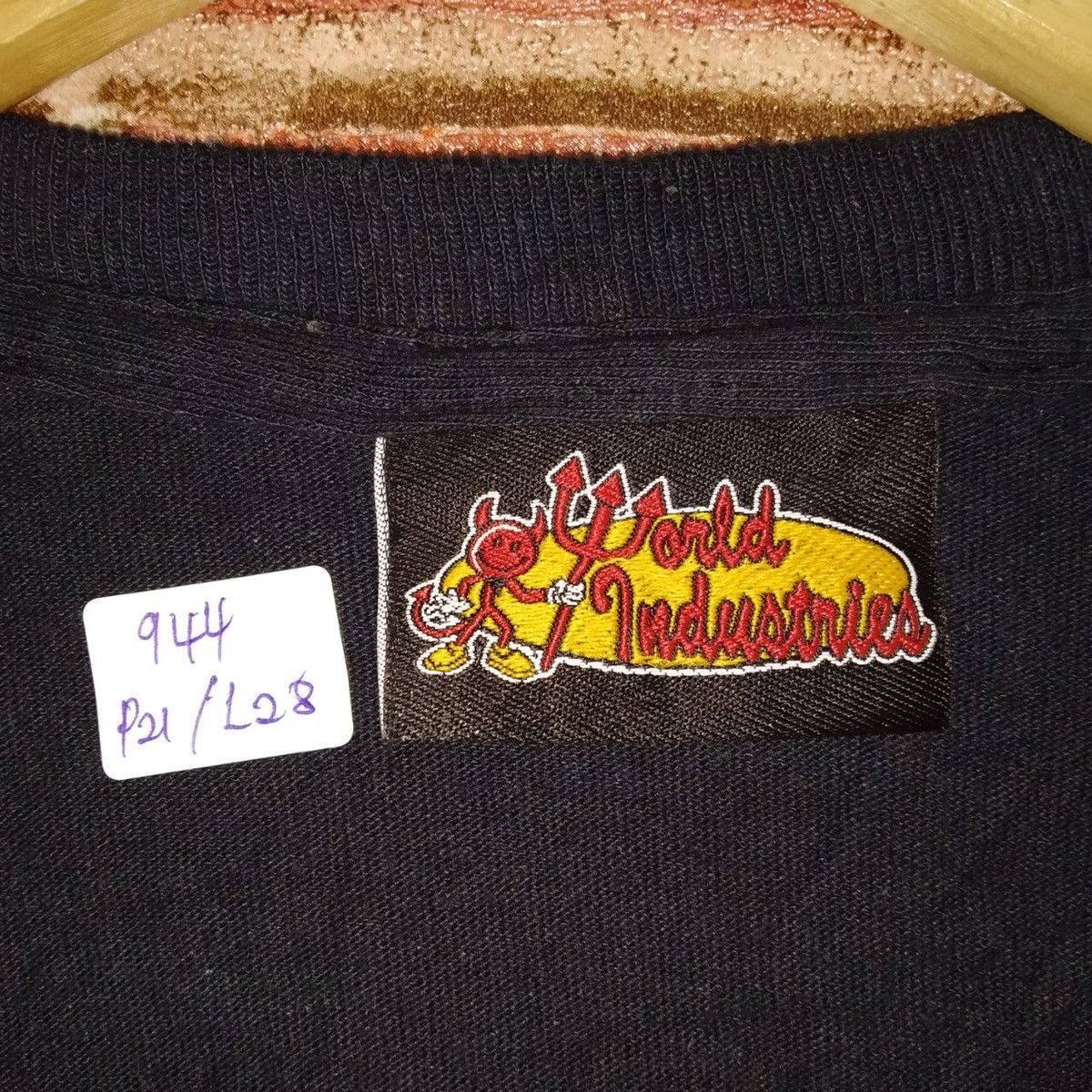 Vintage World Industries Skateboard Inspired Hook UPS Size US L / EU 52-54 / 3 - 3 Thumbnail