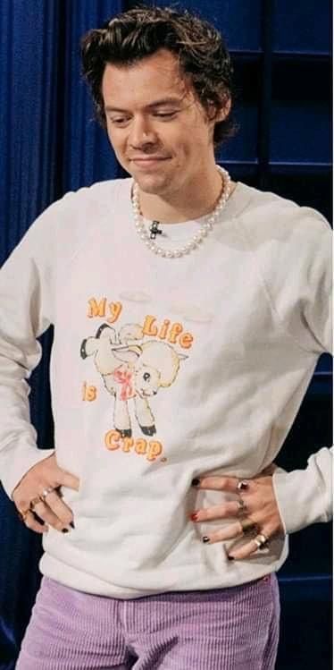Vintage FREE SHIPPING!! - 'My Life is Crap' T-shirt Size S / US 4 / IT 40 - 4 Thumbnail