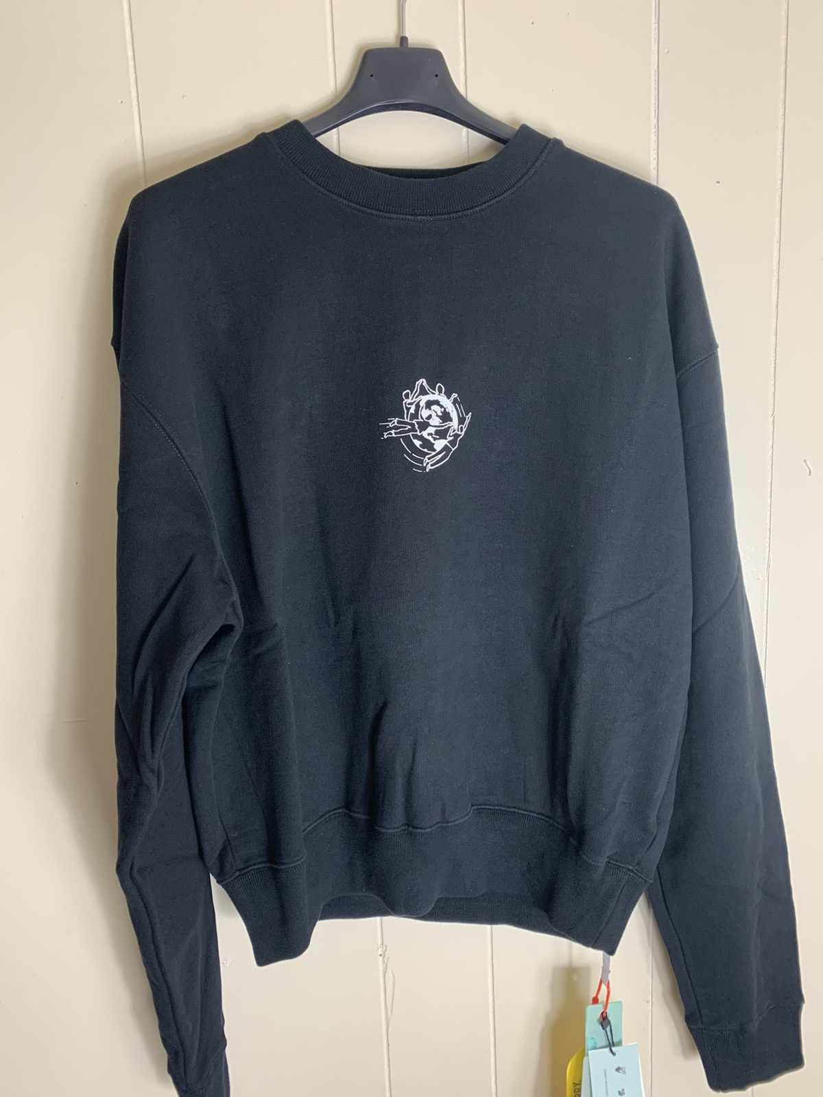 Off-White Off White Half Man Arrow Crewneck Sweatshirt Size US S / EU 44-46 / 1 - 1 Thumbnail