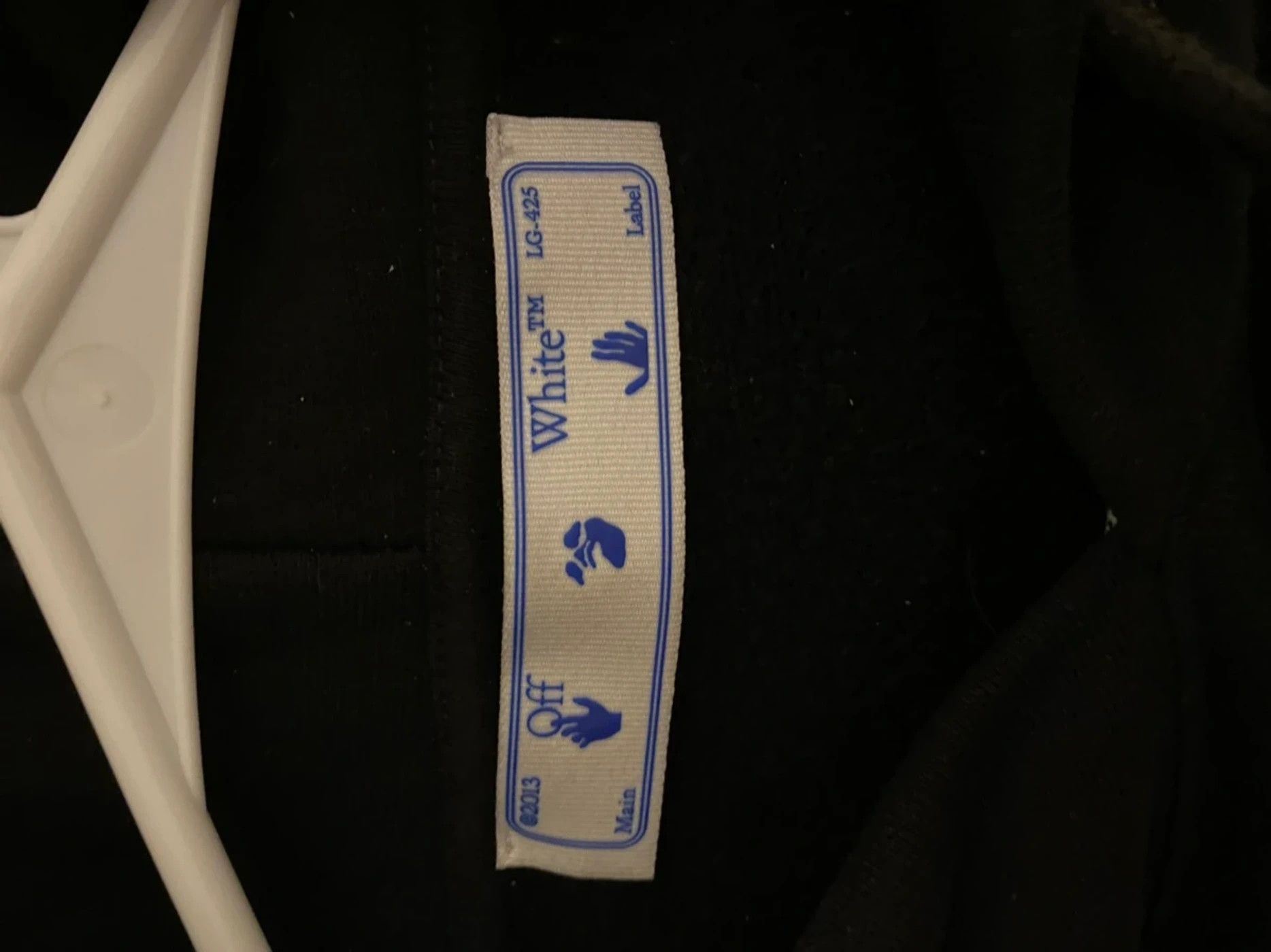 Off-White Off White Half Man Arrow Crewneck Sweatshirt Size US S / EU 44-46 / 1 - 6 Thumbnail
