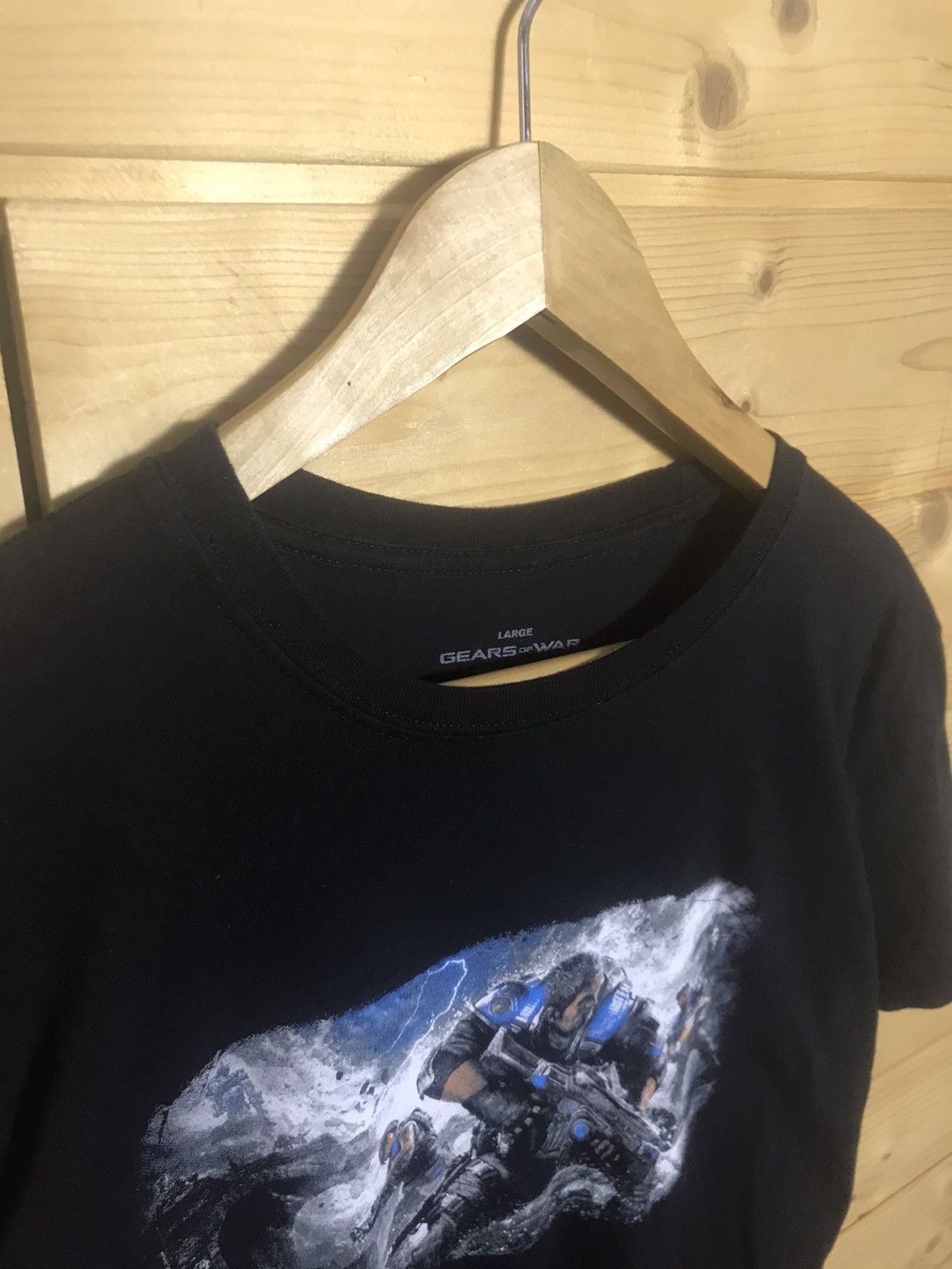 The Game Gears of War 4 t-shirt Size US L / EU 52-54 / 3 - 5 Thumbnail