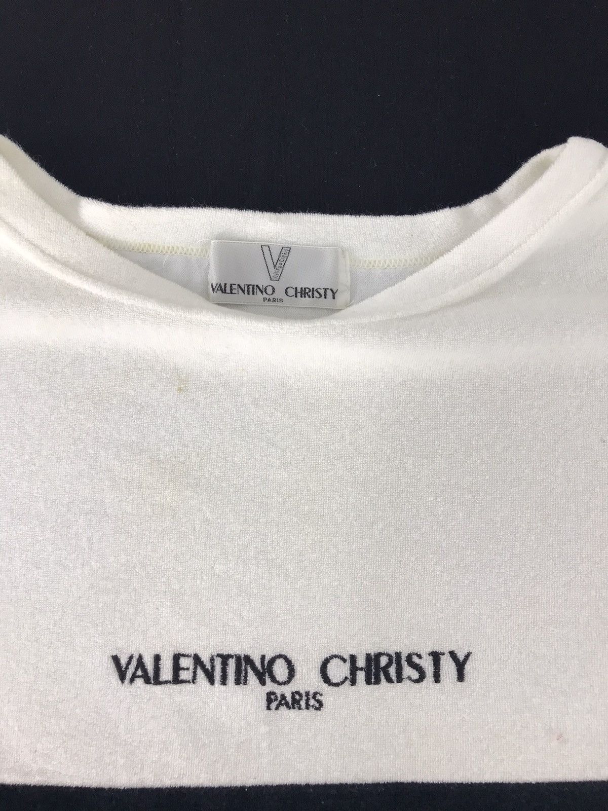 Designer × Valentino × Vintage Vintage 90s Valentino Christy Paris Embroidery Logo T-shirt Size US M / EU 48-50 / 2 - 4 Thumbnail