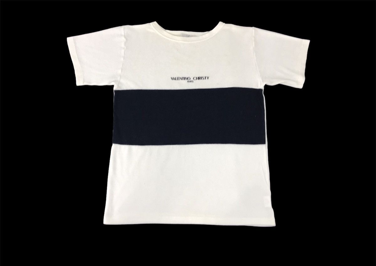 Designer × Valentino × Vintage Vintage 90s Valentino Christy Paris Embroidery Logo T-shirt Size US M / EU 48-50 / 2 - 1 Thumbnail