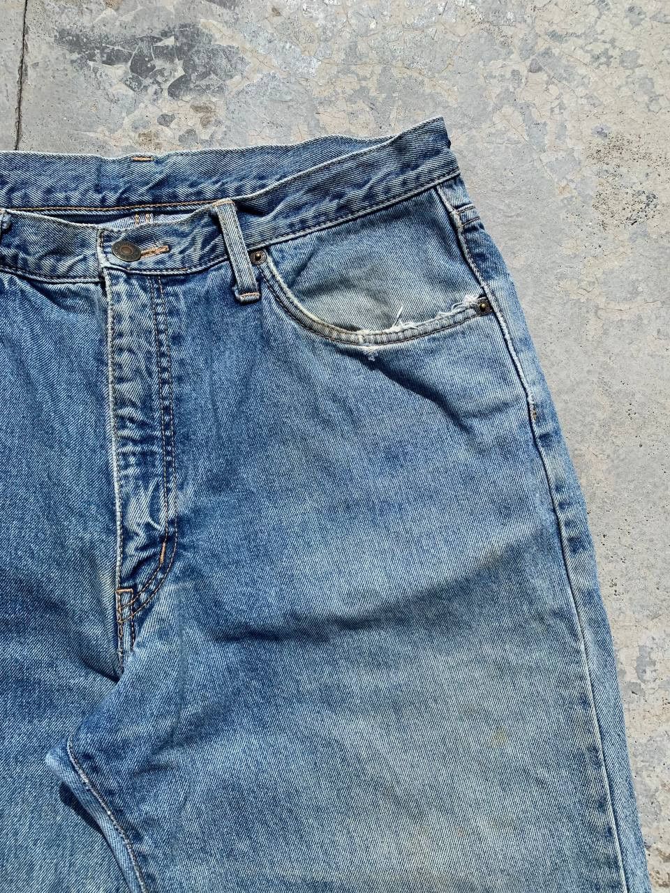Edwin Vintage Edwin Light Washed Stone Washed Distressed Denim Size US 32 / EU 48 - 3 Thumbnail