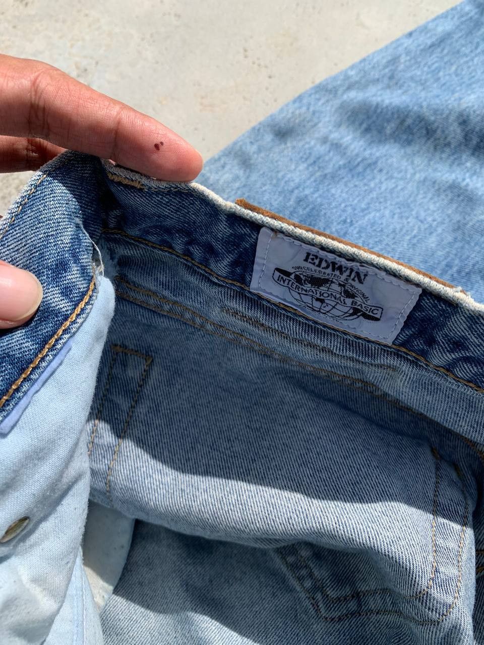 Edwin Vintage Edwin Light Washed Stone Washed Distressed Denim Size US 32 / EU 48 - 11 Thumbnail
