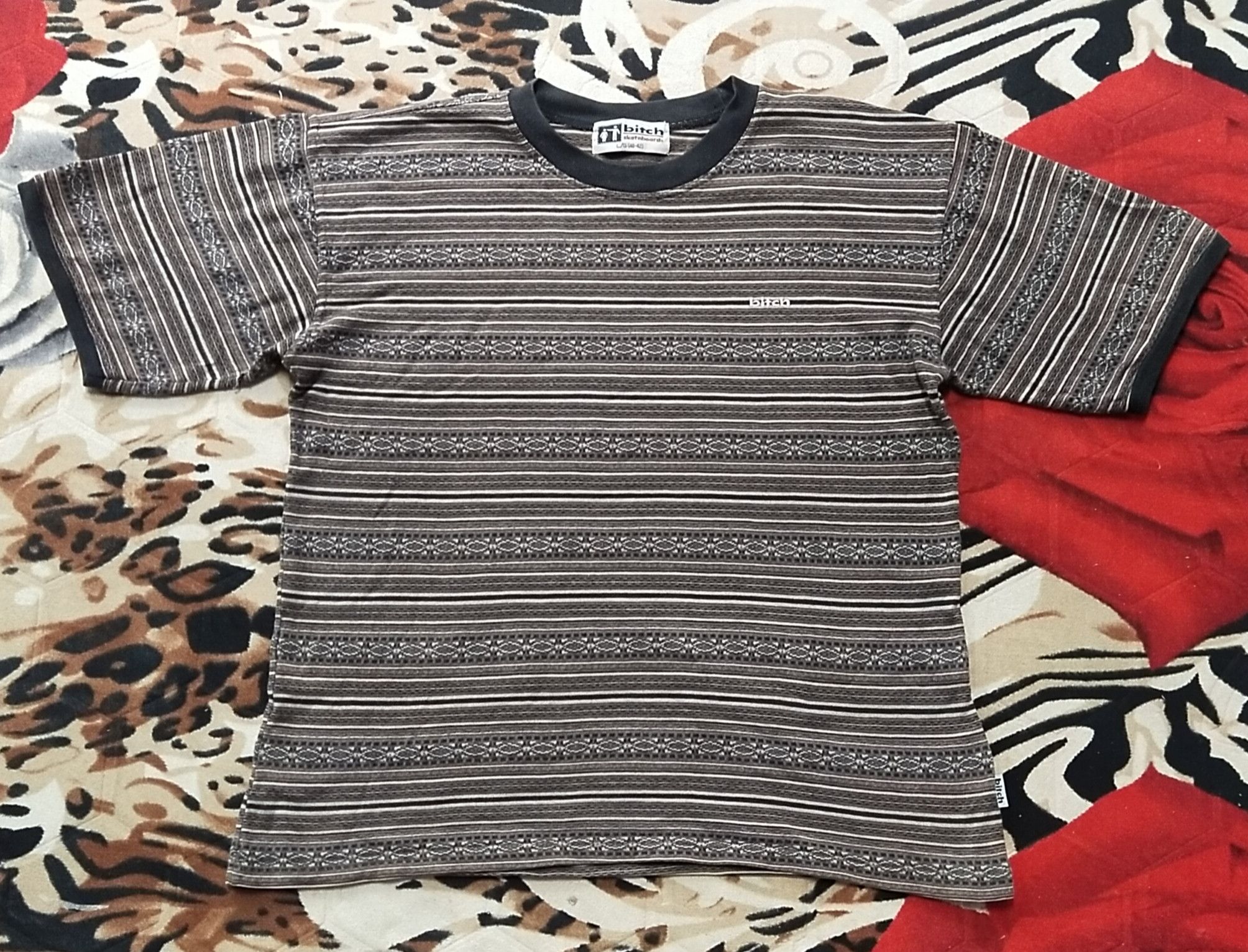 Japanese Brand Last Drop Rare Bitch Skateboards Tshirt L Size US L / EU 52-54 / 3 - 2 Thumbnail