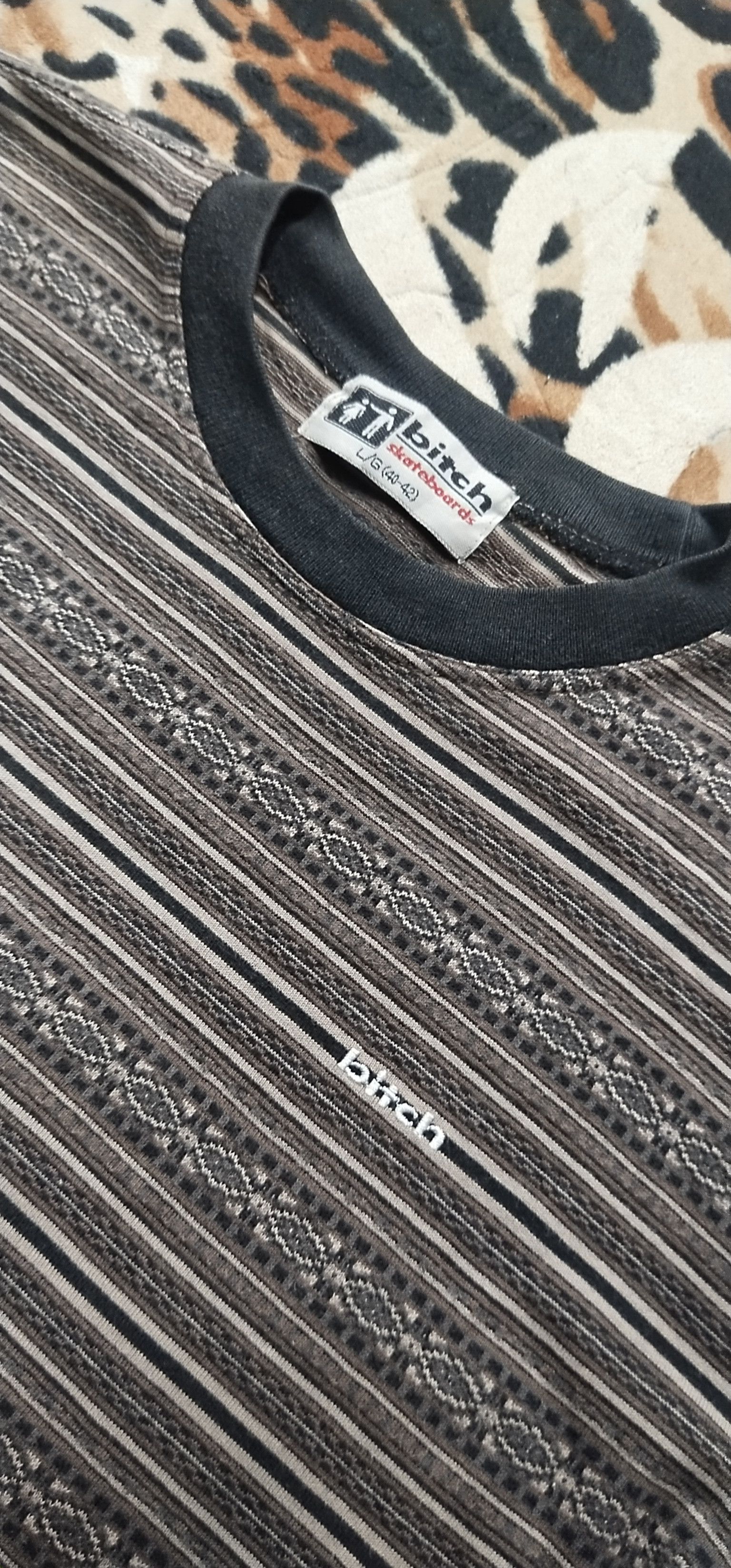 Japanese Brand Last Drop Rare Bitch Skateboards Tshirt L Size US L / EU 52-54 / 3 - 7 Thumbnail