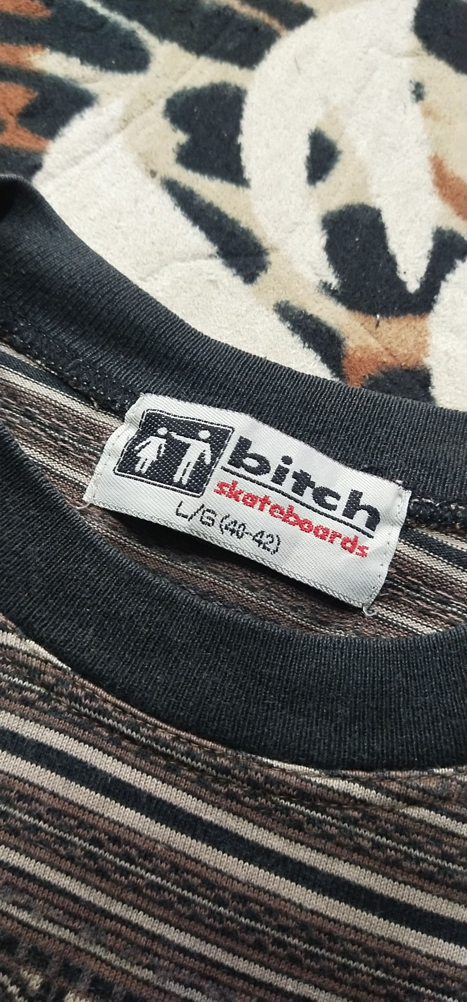 Japanese Brand Last Drop Rare Bitch Skateboards Tshirt L Size US L / EU 52-54 / 3 - 6 Thumbnail