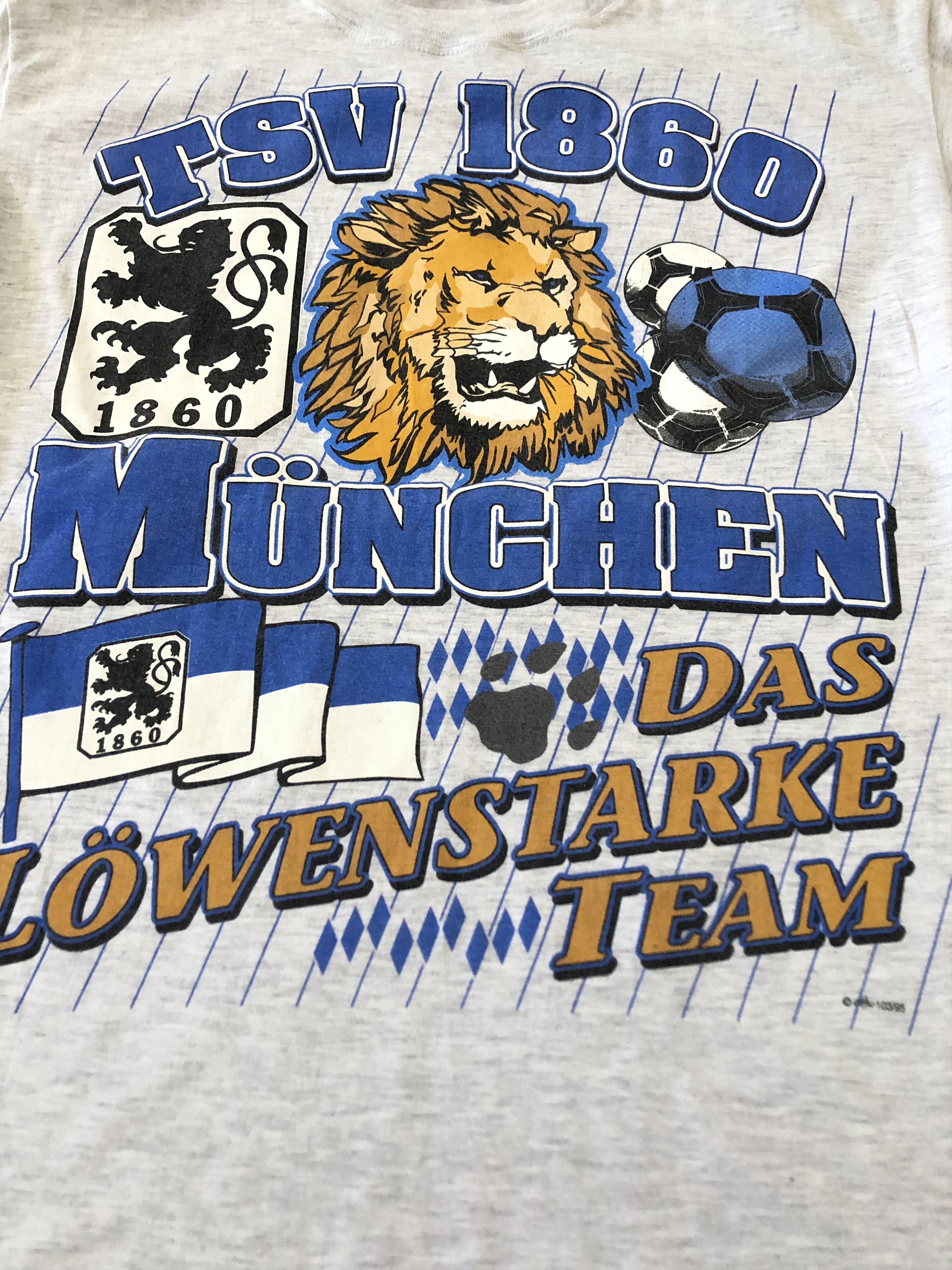 Vintage Vintage Munchen 1860 Football Shirt Tee Germany Y2K Hype Size US M / EU 48-50 / 2 - 4 Thumbnail
