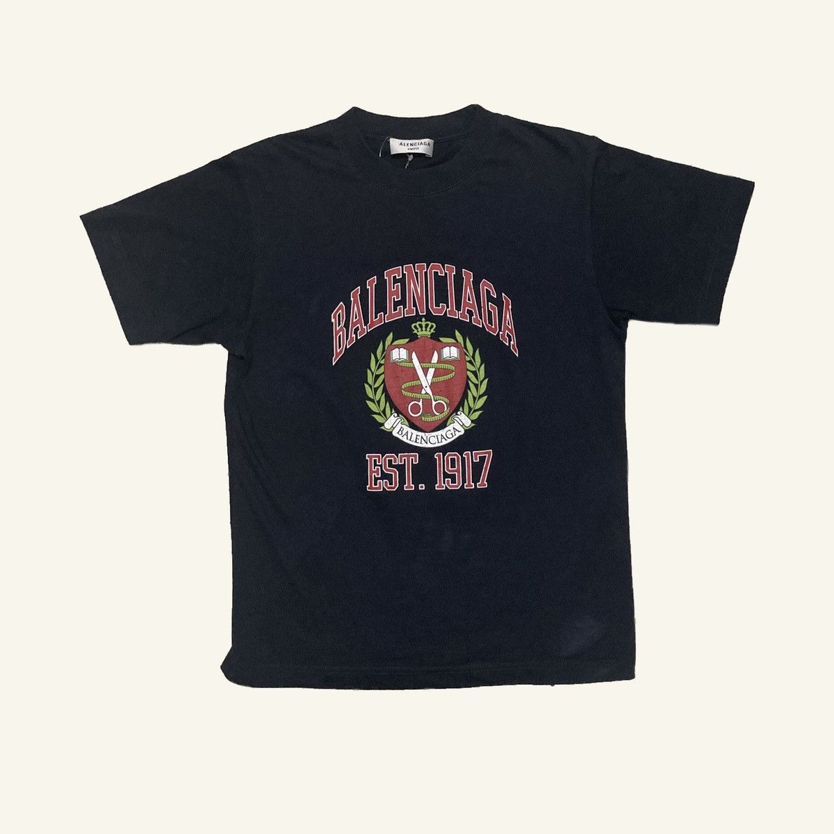 Balenciaga New Balenciaga College Crest Logo Navy T-Shirt Size XS Size XS / US 0-2 / IT 36-38 - 1 Thumbnail