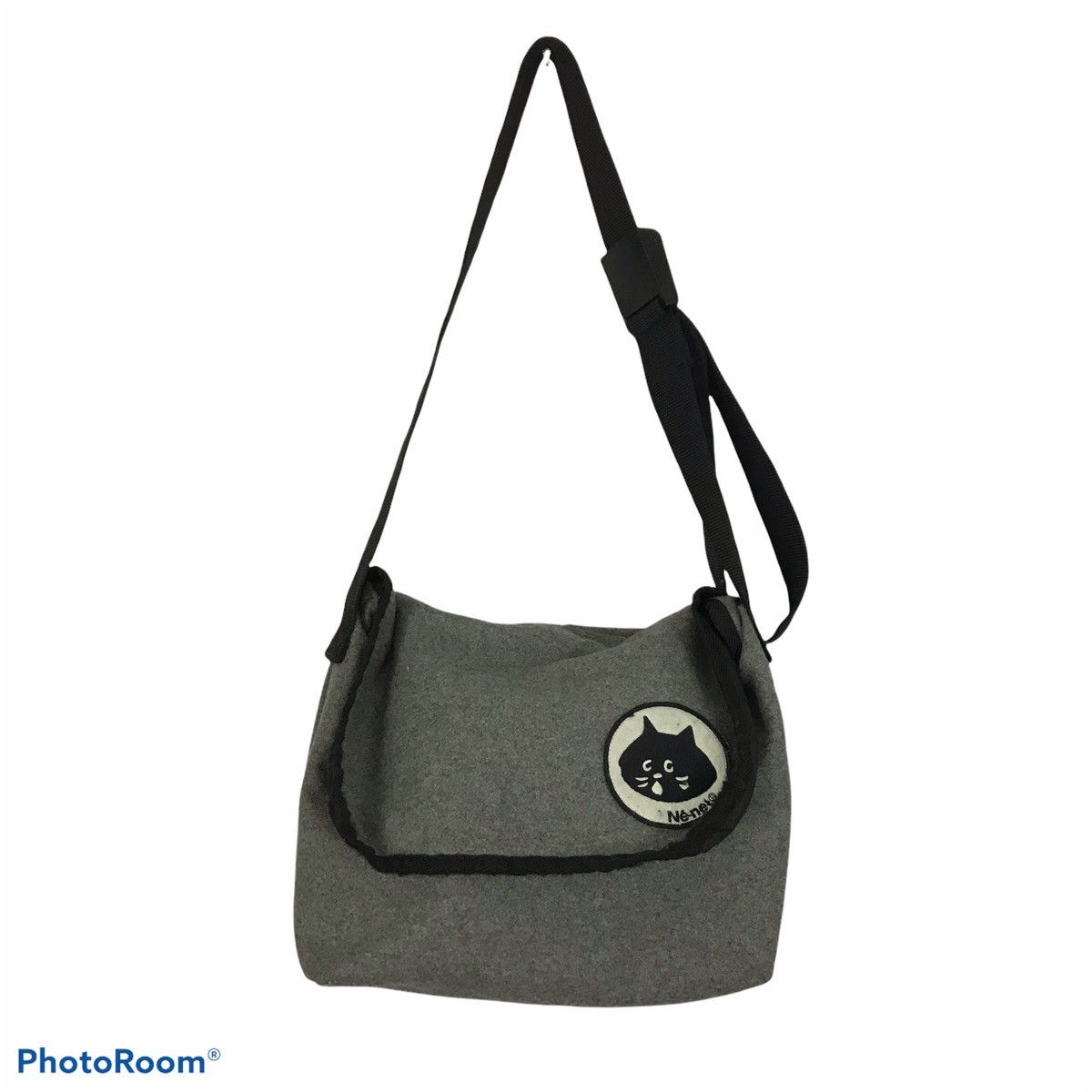 Ne-net by Issey Miyake wool slim bag
