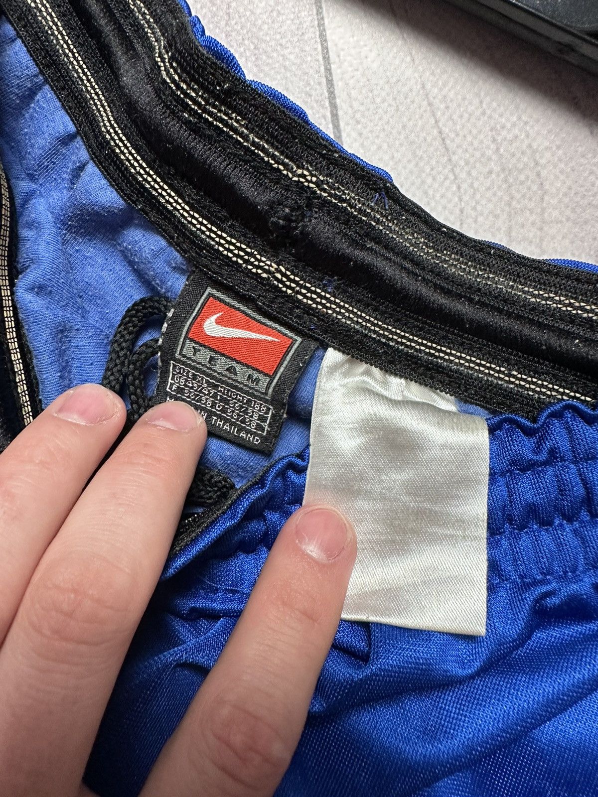 Nike × Vintage Vintage Nike shorts size XL logo Size US 36 / EU 52 - 3 Thumbnail