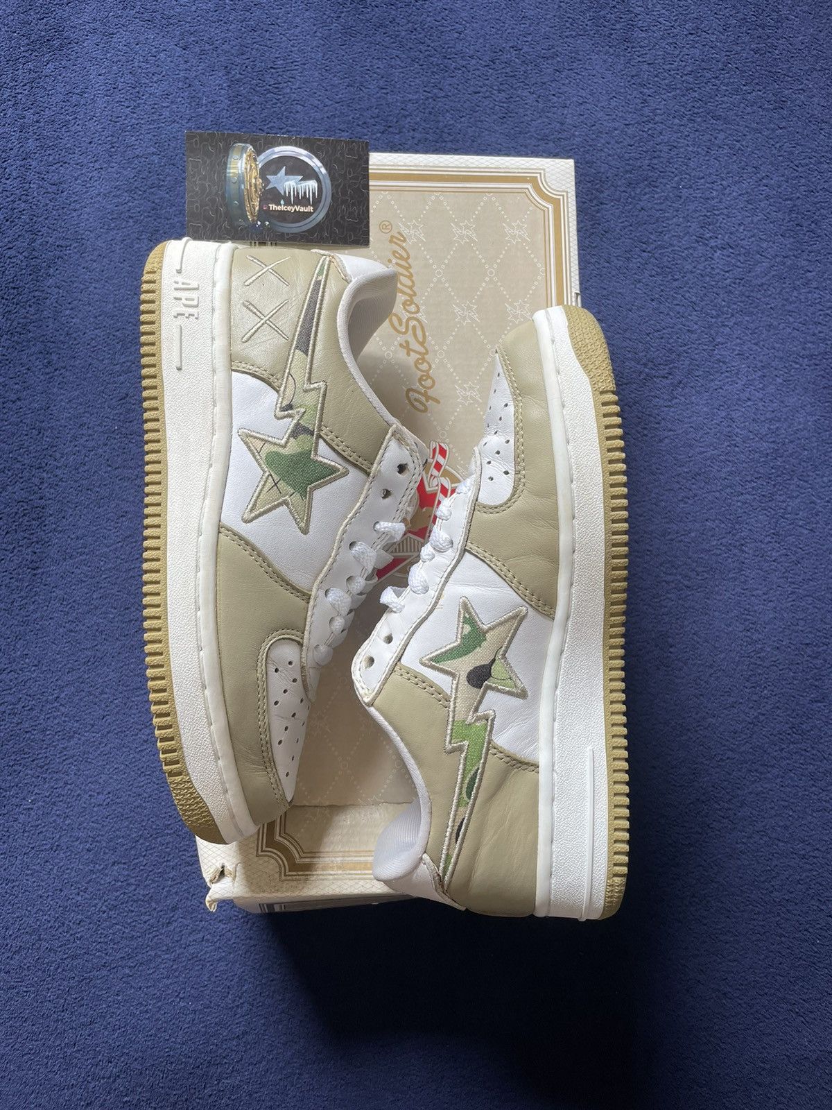 Bape × Kaws Bape x Kaws Green Camo Bapestas Size US 5.5 / EU 38 - 2 Thumbnail