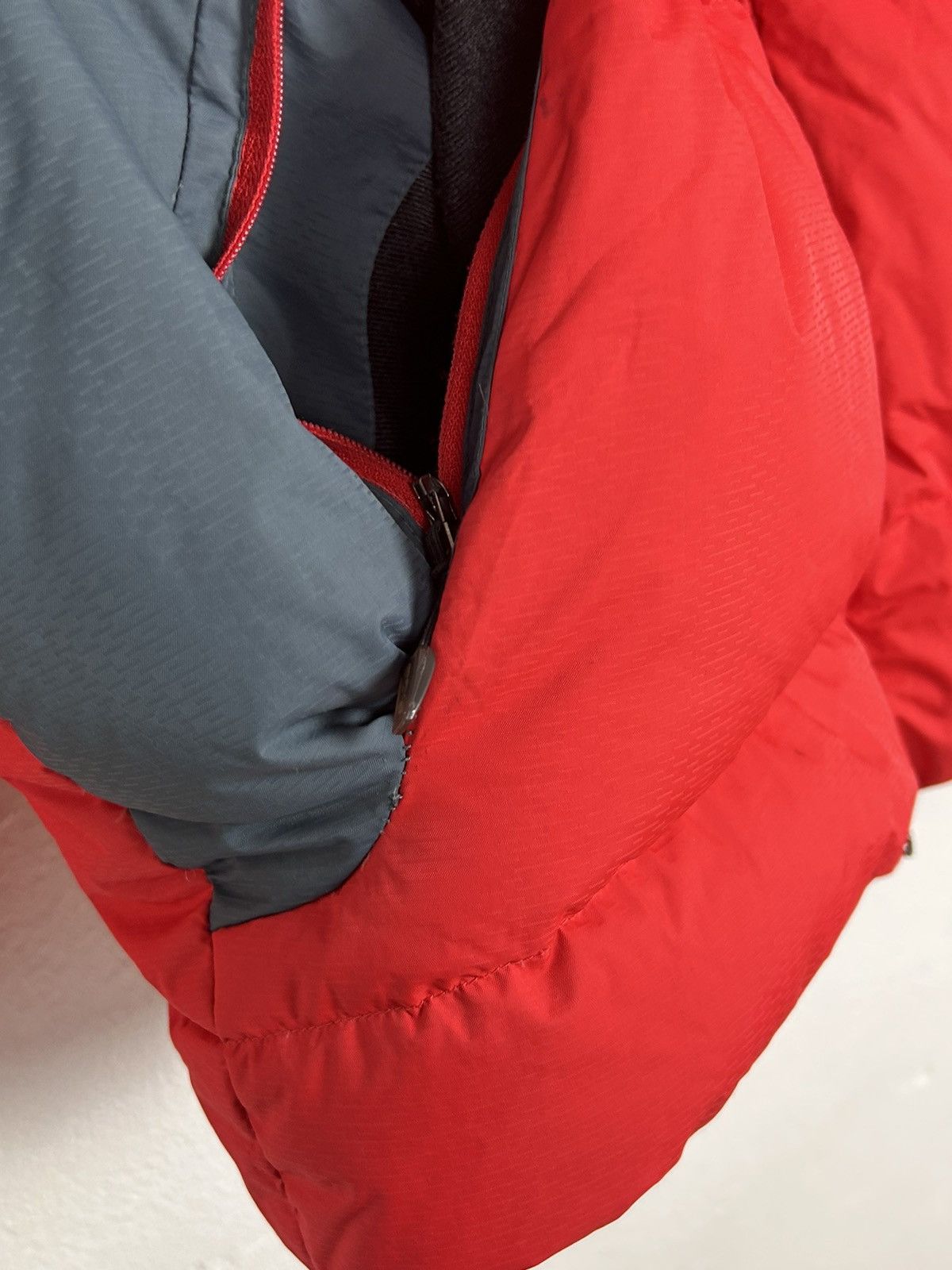 Nike ACG 00s Vintage Nike ACG Ski Puffer Jacket In Red Size US S / EU 44-46 / 1 - 7 Thumbnail