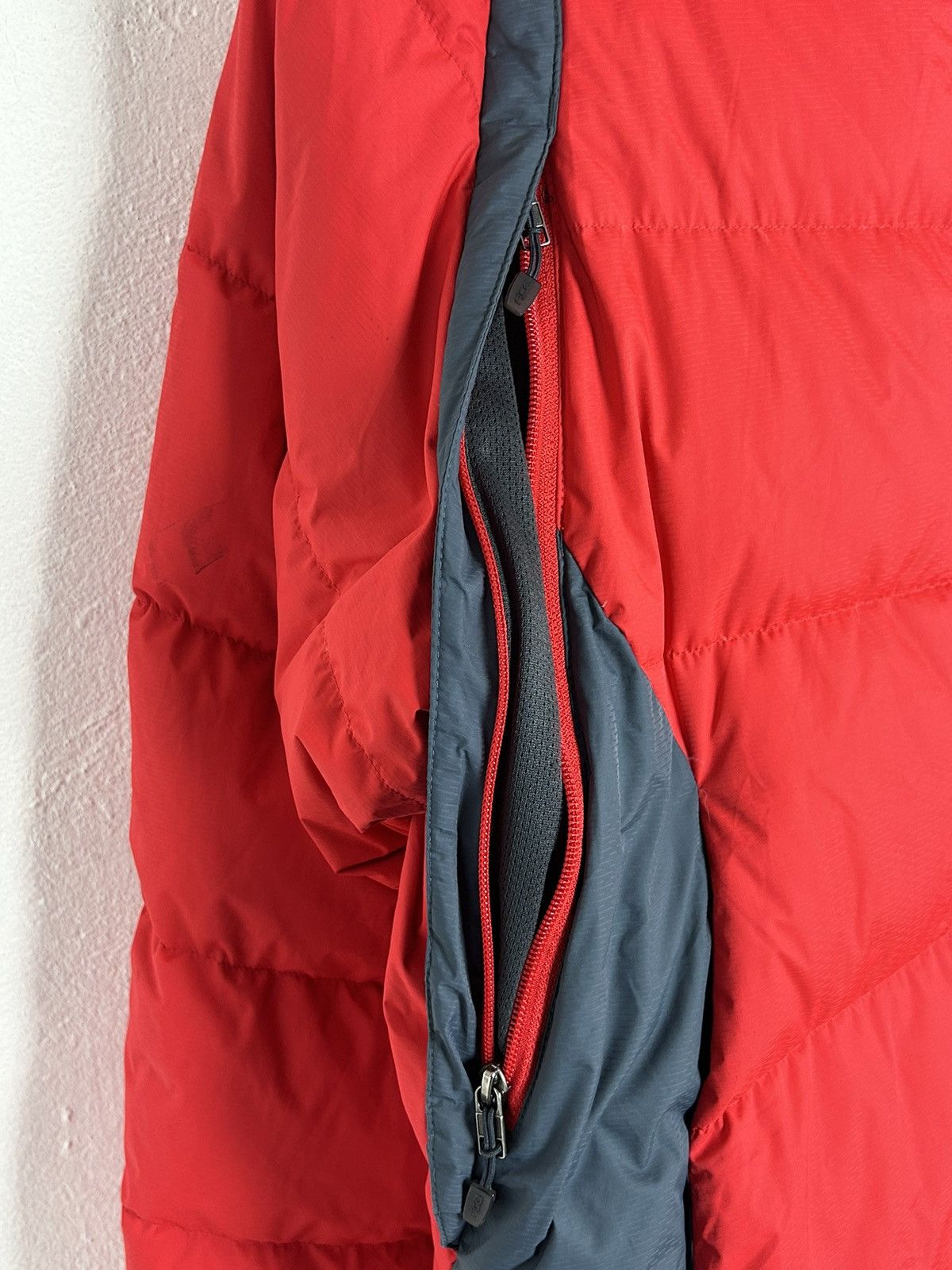 Nike ACG 00s Vintage Nike ACG Ski Puffer Jacket In Red Size US S / EU 44-46 / 1 - 6 Thumbnail