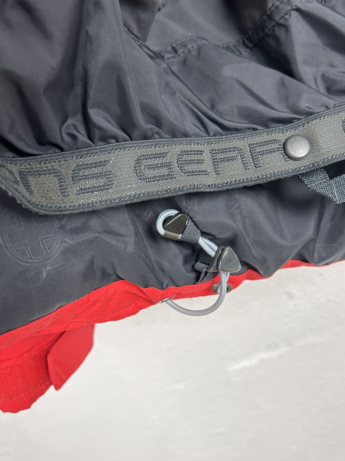 Nike ACG 00s Vintage Nike ACG Ski Puffer Jacket In Red Size US S / EU 44-46 / 1 - 17 Thumbnail