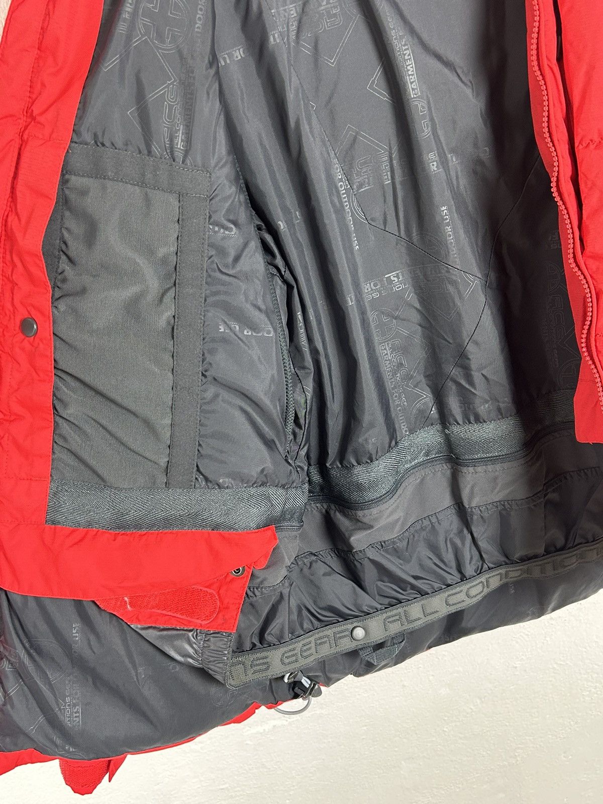 Nike ACG 00s Vintage Nike ACG Ski Puffer Jacket In Red Size US S / EU 44-46 / 1 - 16 Thumbnail