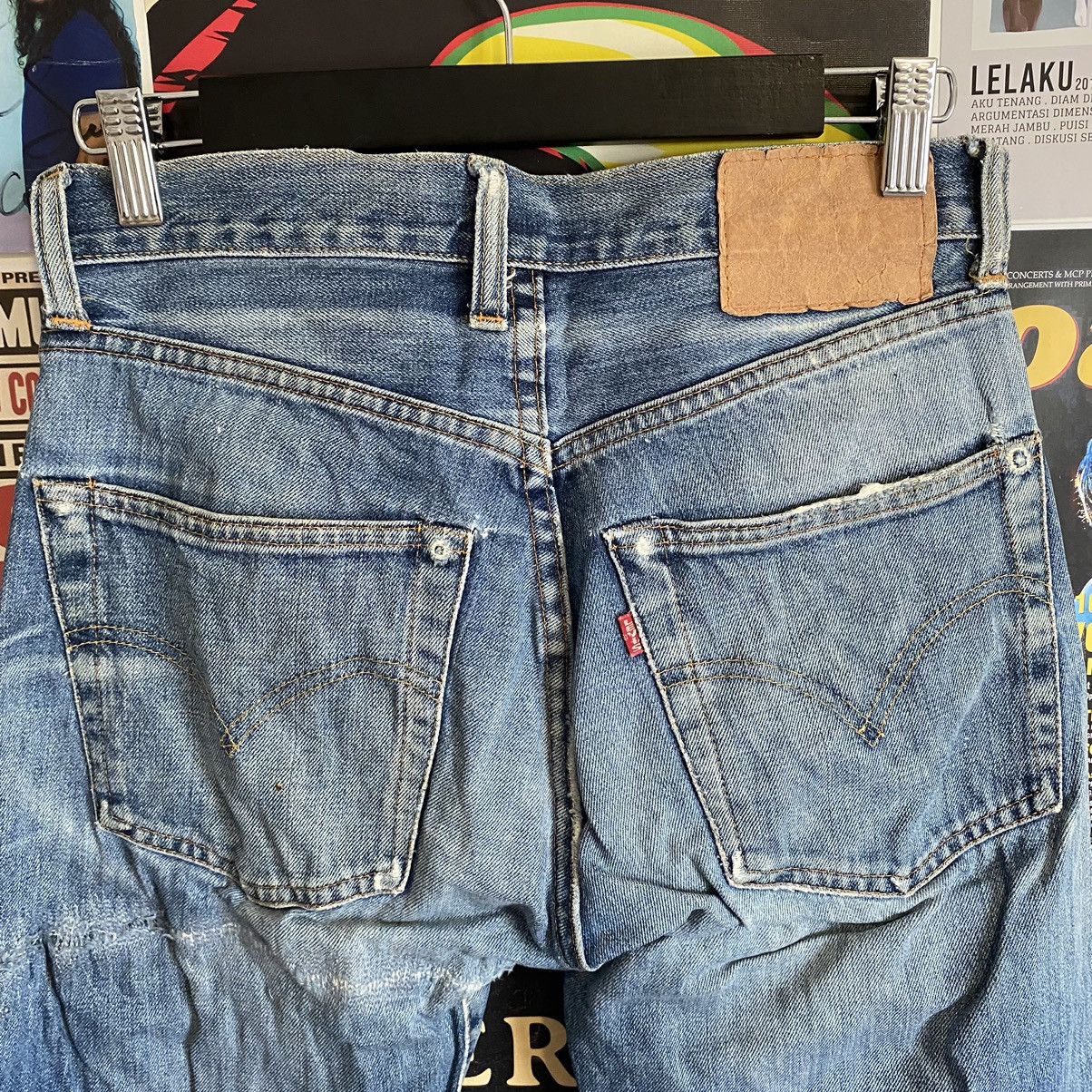 Levi's Vintage Levi’s 551 90s Big E Selvedge Distressed Denim Size US 28 / EU 44 - 8 Thumbnail