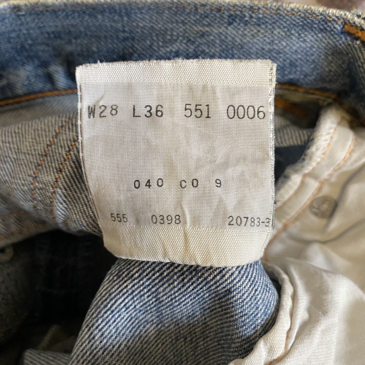 Levi's Vintage Levi’s 551 90s Big E Selvedge Distressed Denim Size US 28 / EU 44 - 15 Thumbnail