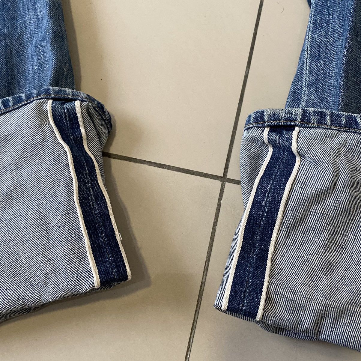 Levi's Vintage Levi’s 551 90s Big E Selvedge Distressed Denim Size US 28 / EU 44 - 17 Thumbnail