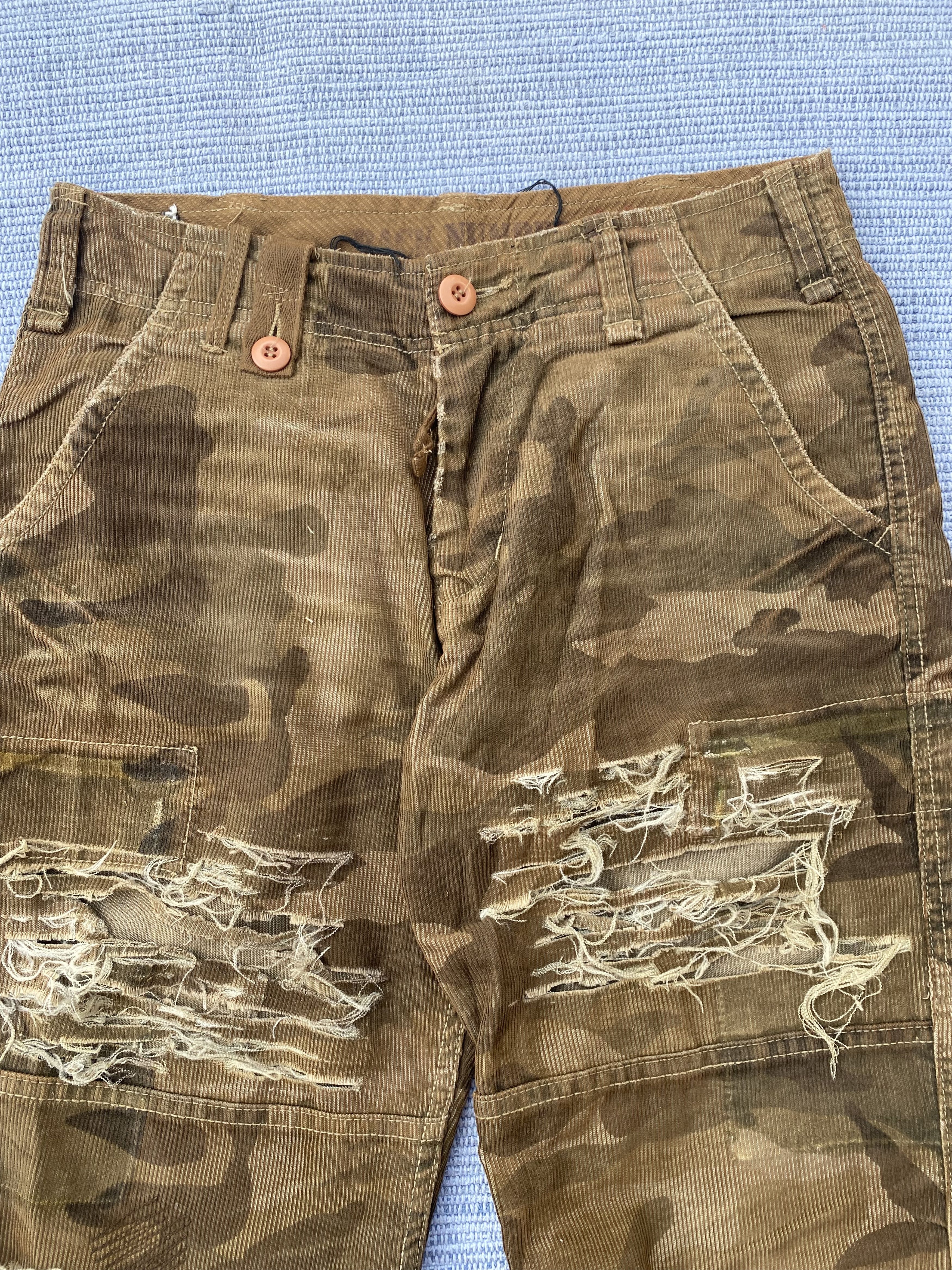 Japanese Brand back number camo ripped jeans Size US 32 / EU 48 - 2 Thumbnail