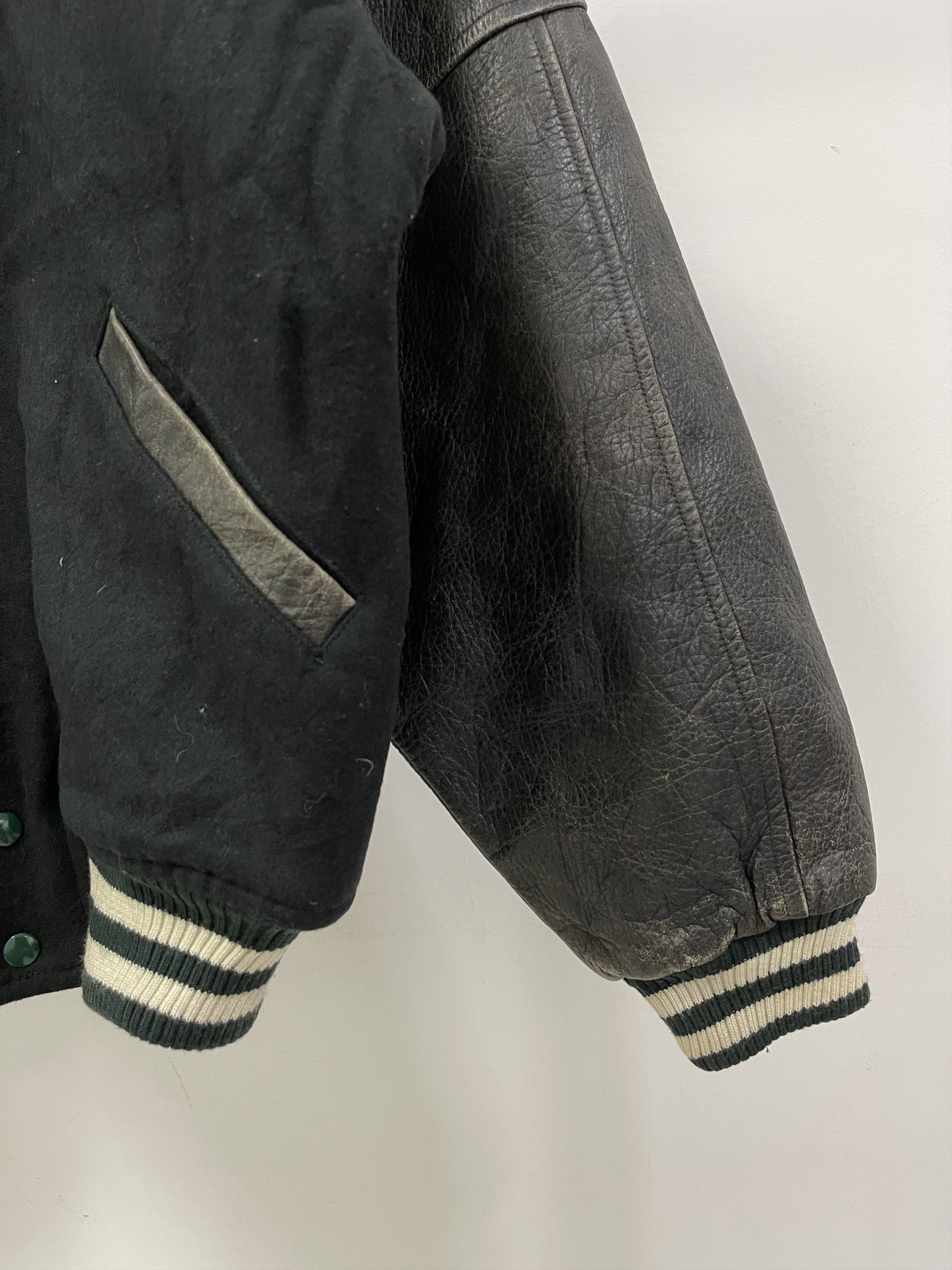 Leather Vintage HOTSCOOP Wool Sleeve Leather Varsity Jacket Size US L / EU 52-54 / 3 - 7 Thumbnail