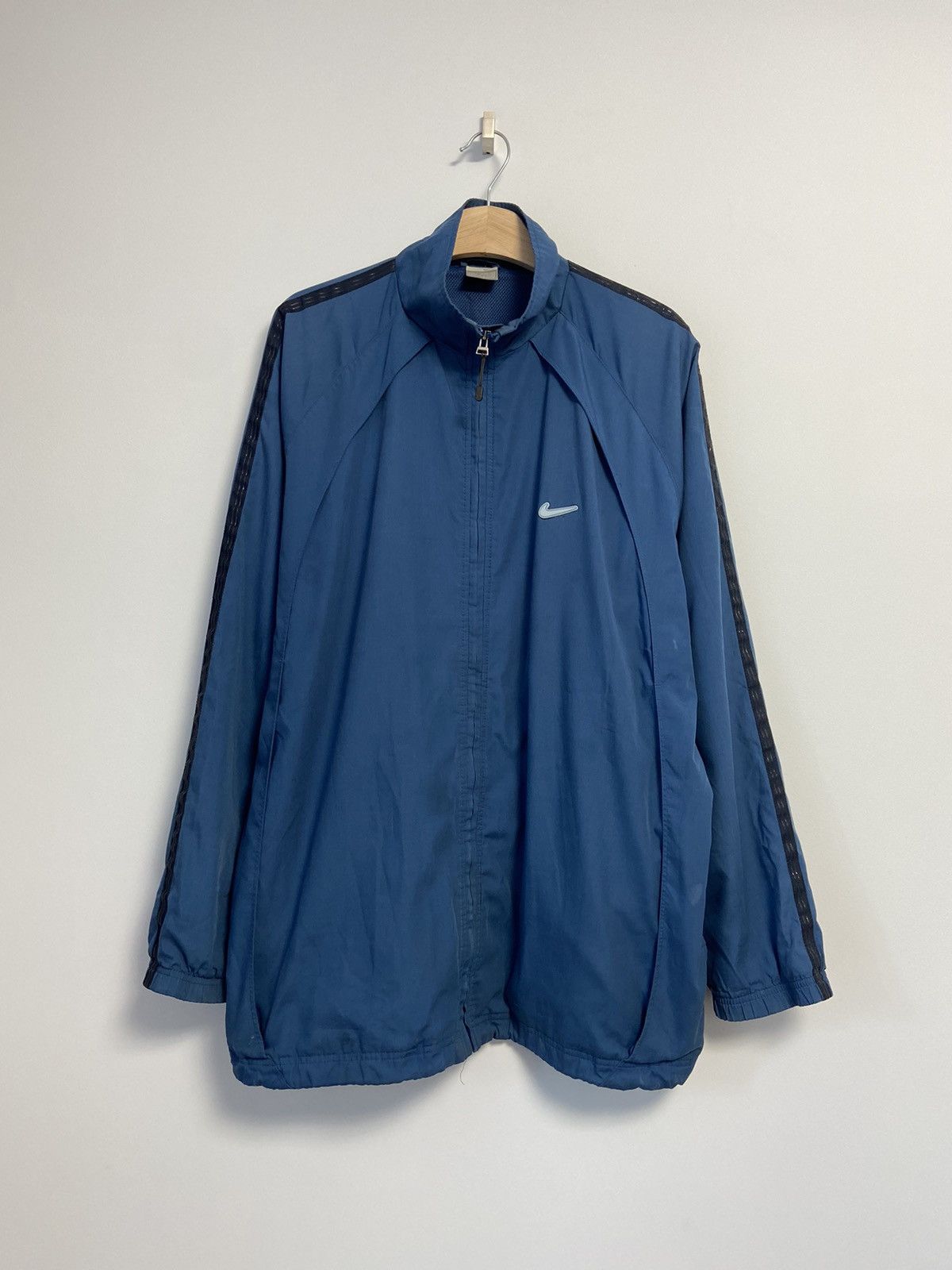 Vintage Nike air max vintage jacket 90’s rare Size US L / EU 52-54 / 3 - 1 Thumbnail
