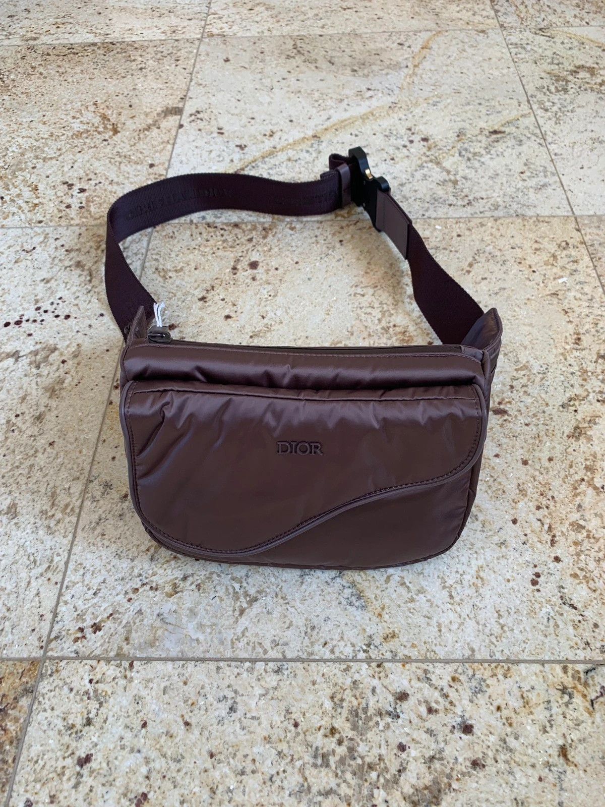 Christian Dior Monsieur × Kim Jones Saddle Bag With Buckle in Bordeaux Size ONE SIZE - 2 Thumbnail